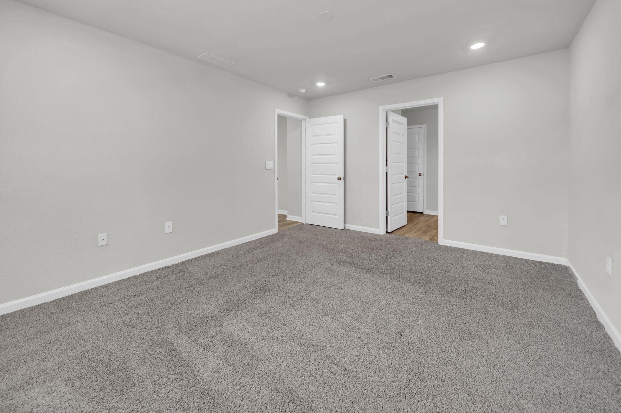 Royal Estates - Residential Lease