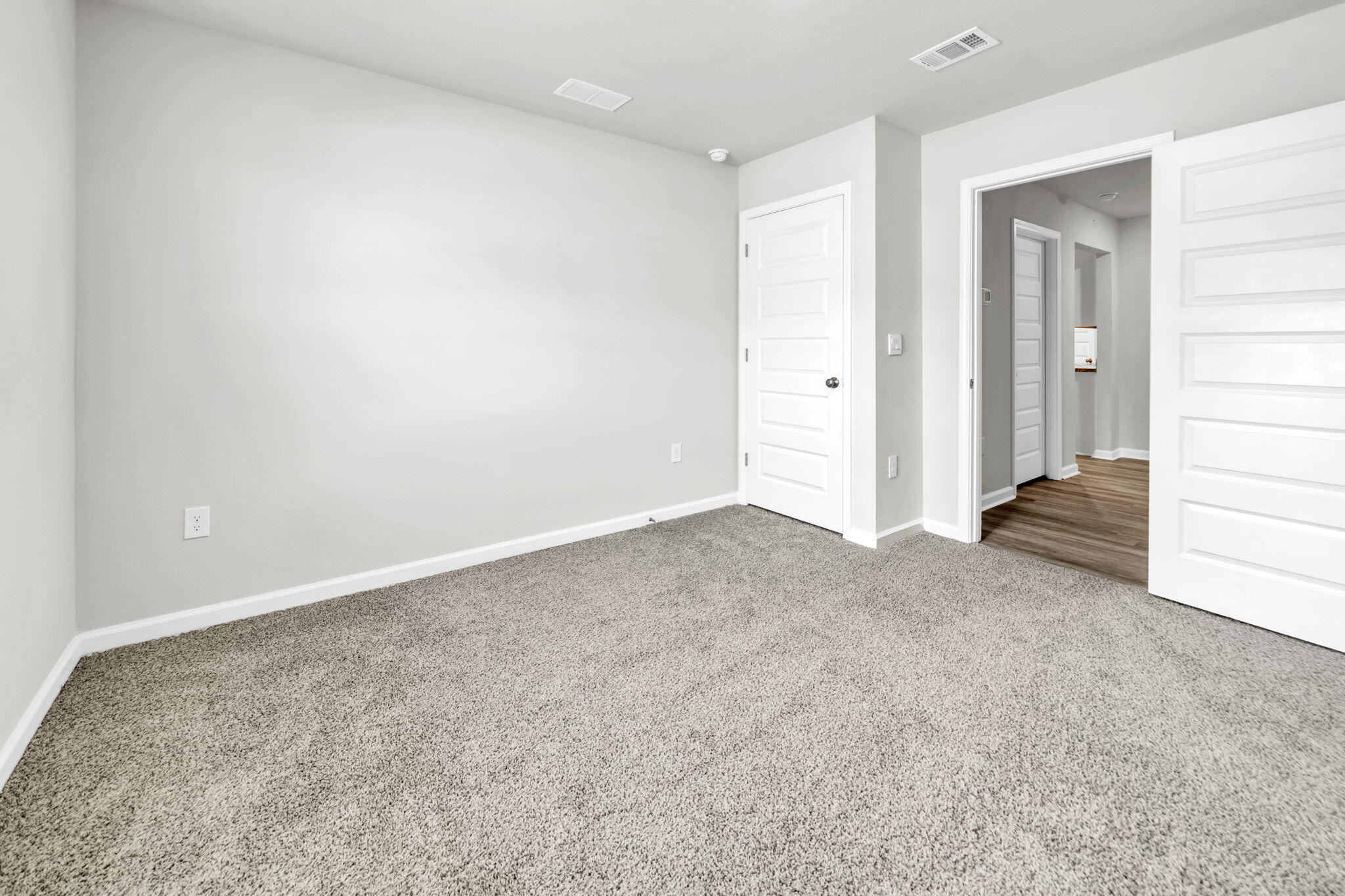 Royal Estates - Residential Lease