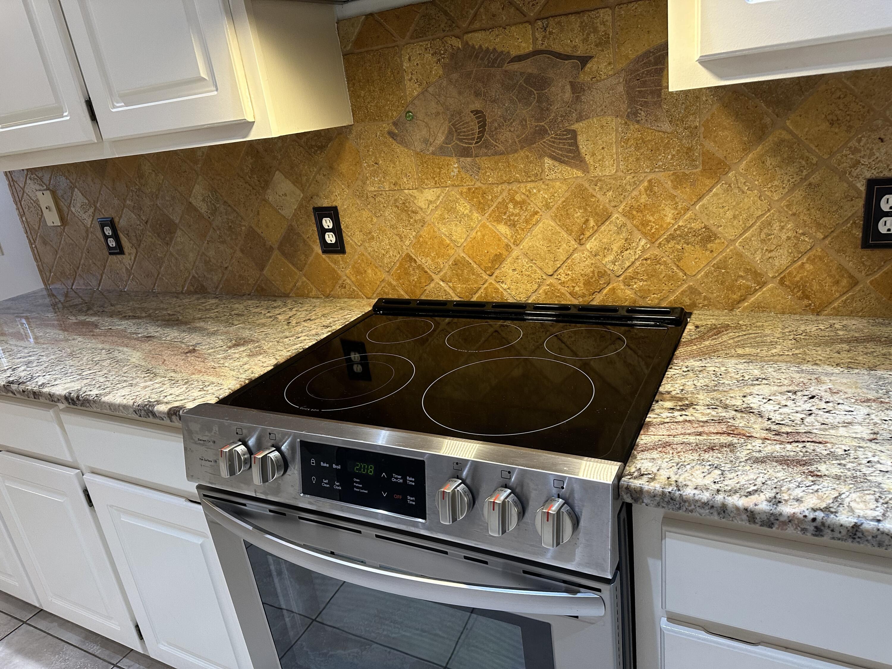 HOLLEY BY THE SEA - Residential