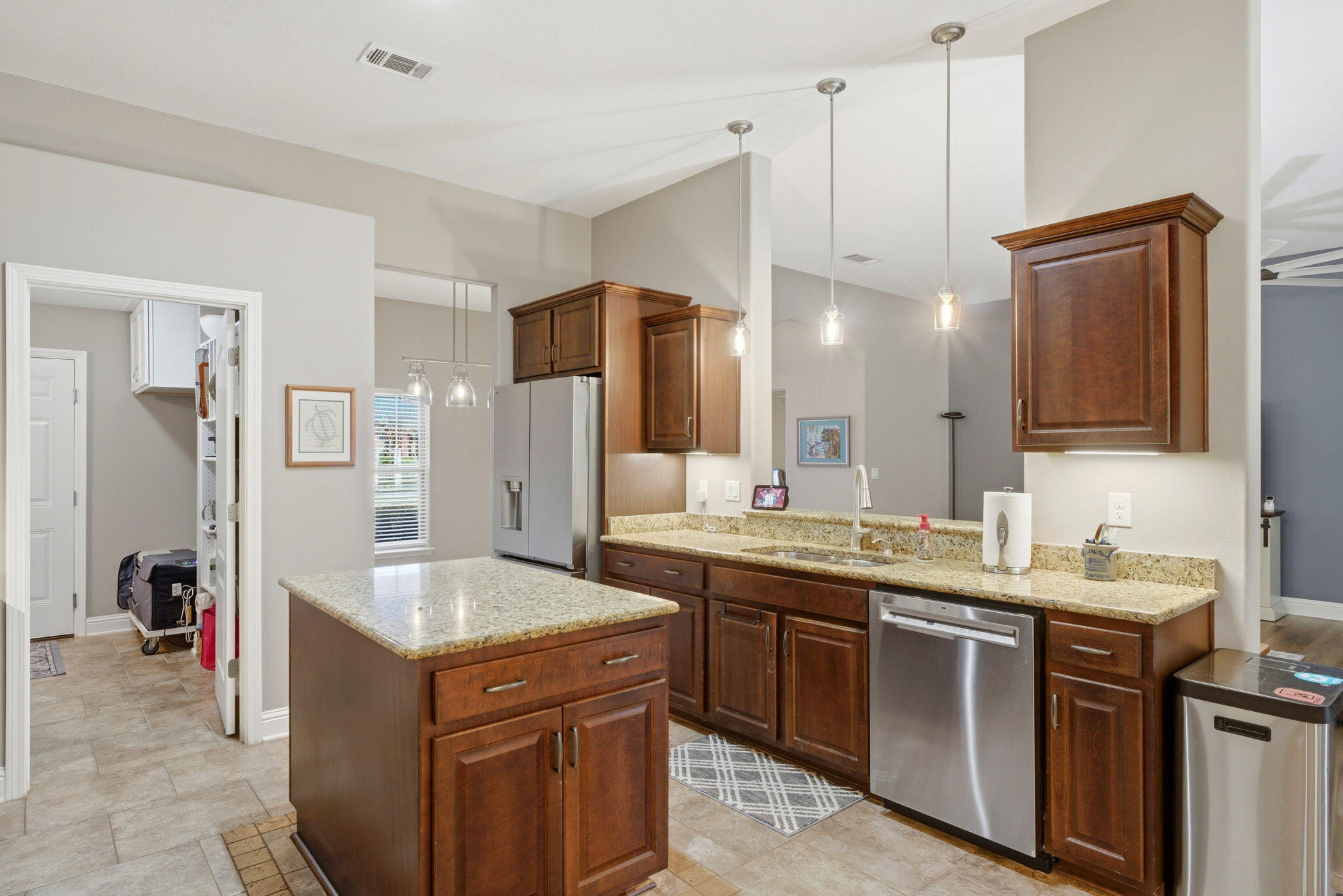 HOLLEY BY THE SEA - Residential