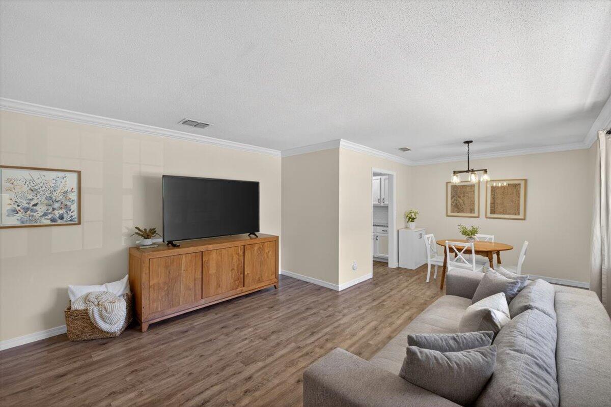 THE NICEVILLE PINES - Residential