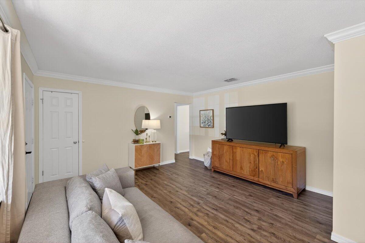 THE NICEVILLE PINES - Residential