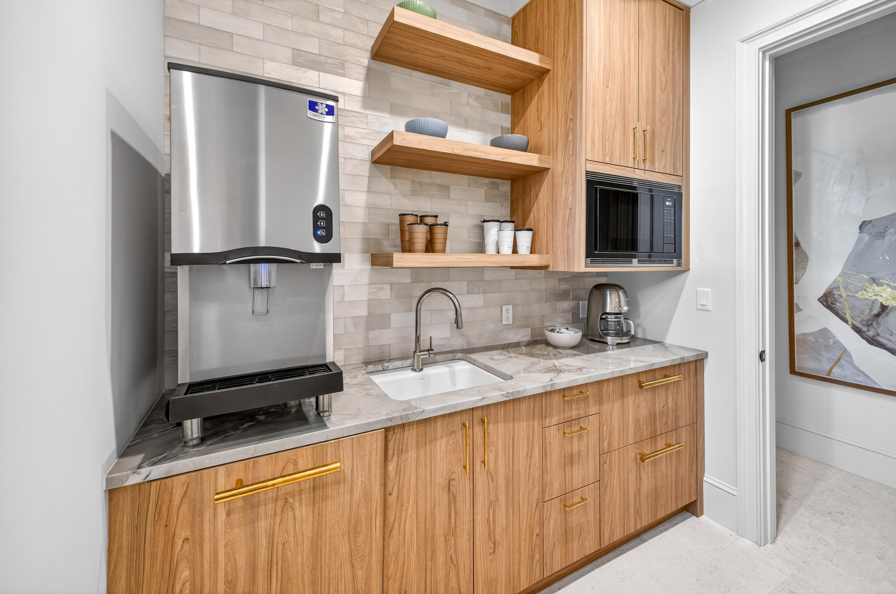 BEACH HIGHLAND 1ST ADD - Residential