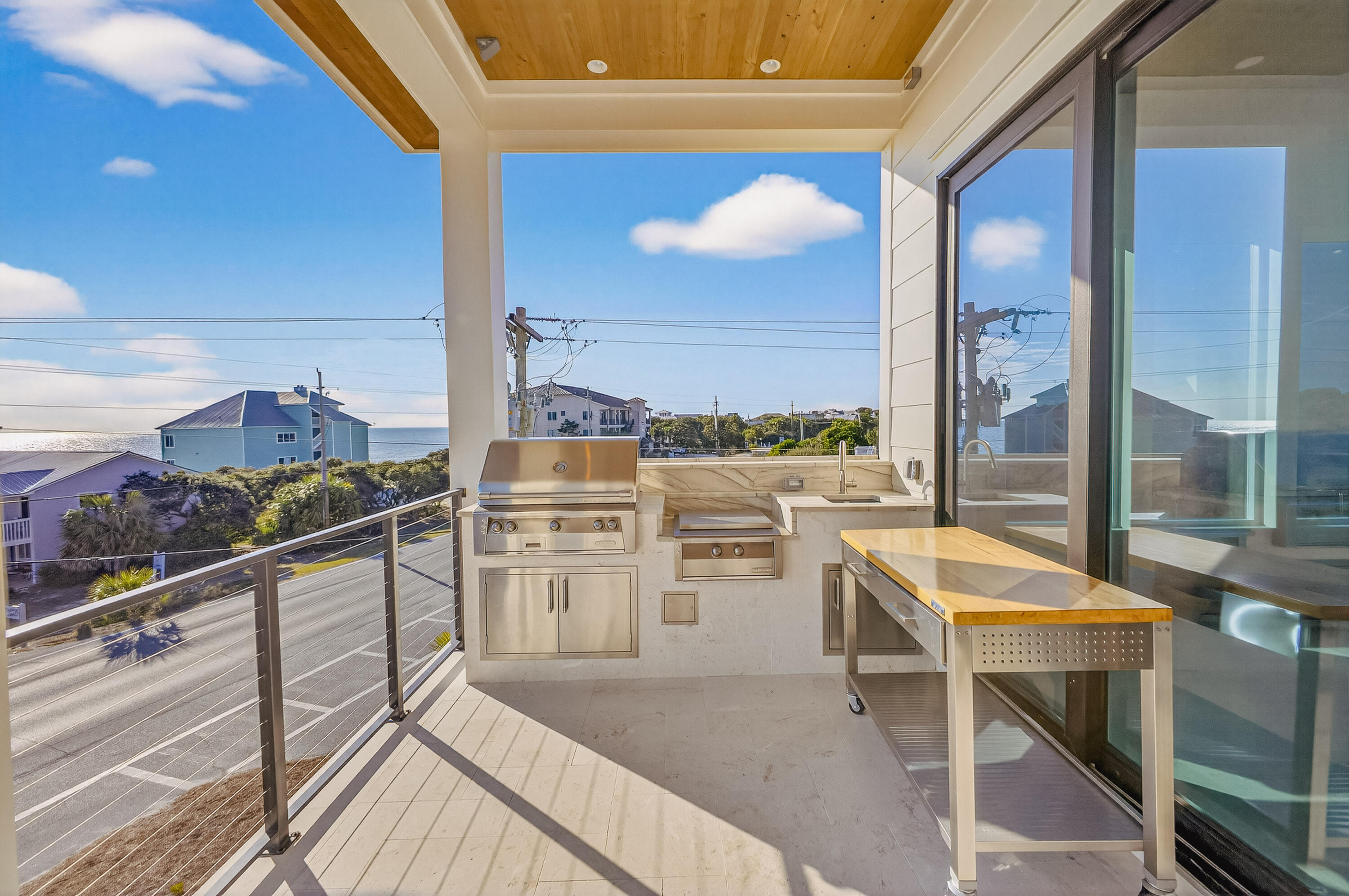 BEACH HIGHLAND 1ST ADD - Residential