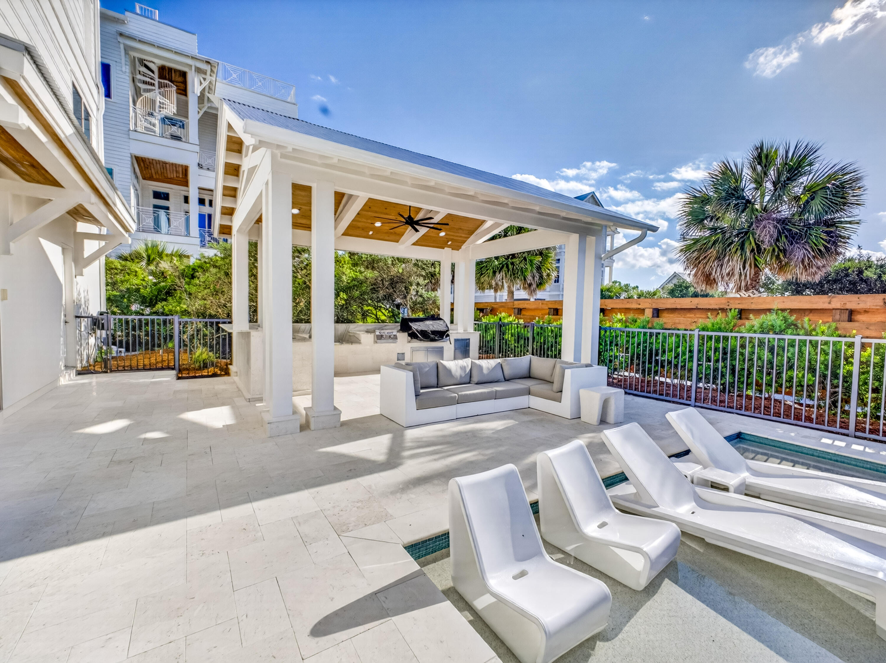 BEACH HIGHLAND 1ST ADD - Residential