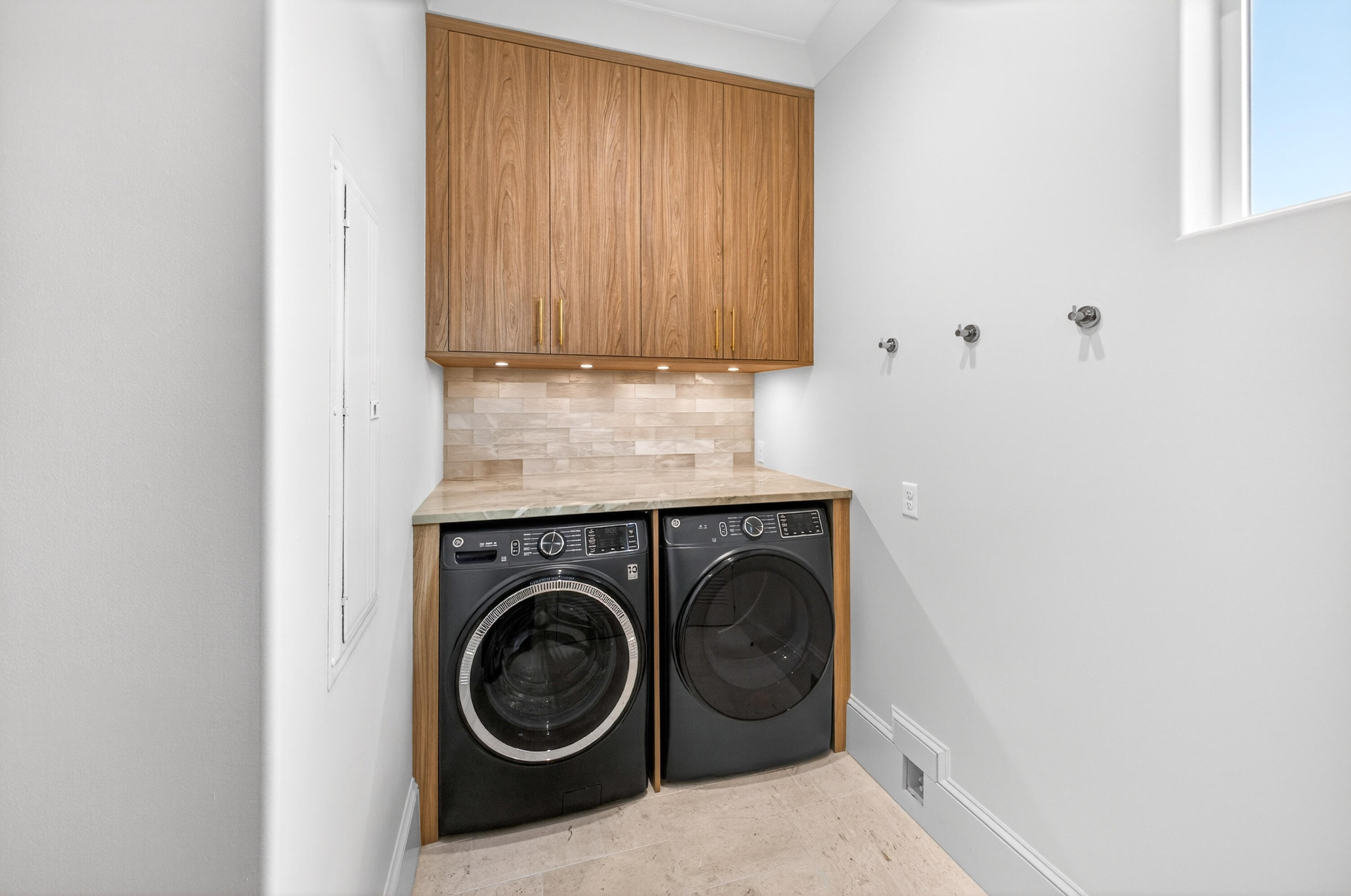 BEACH HIGHLAND 1ST ADD - Residential