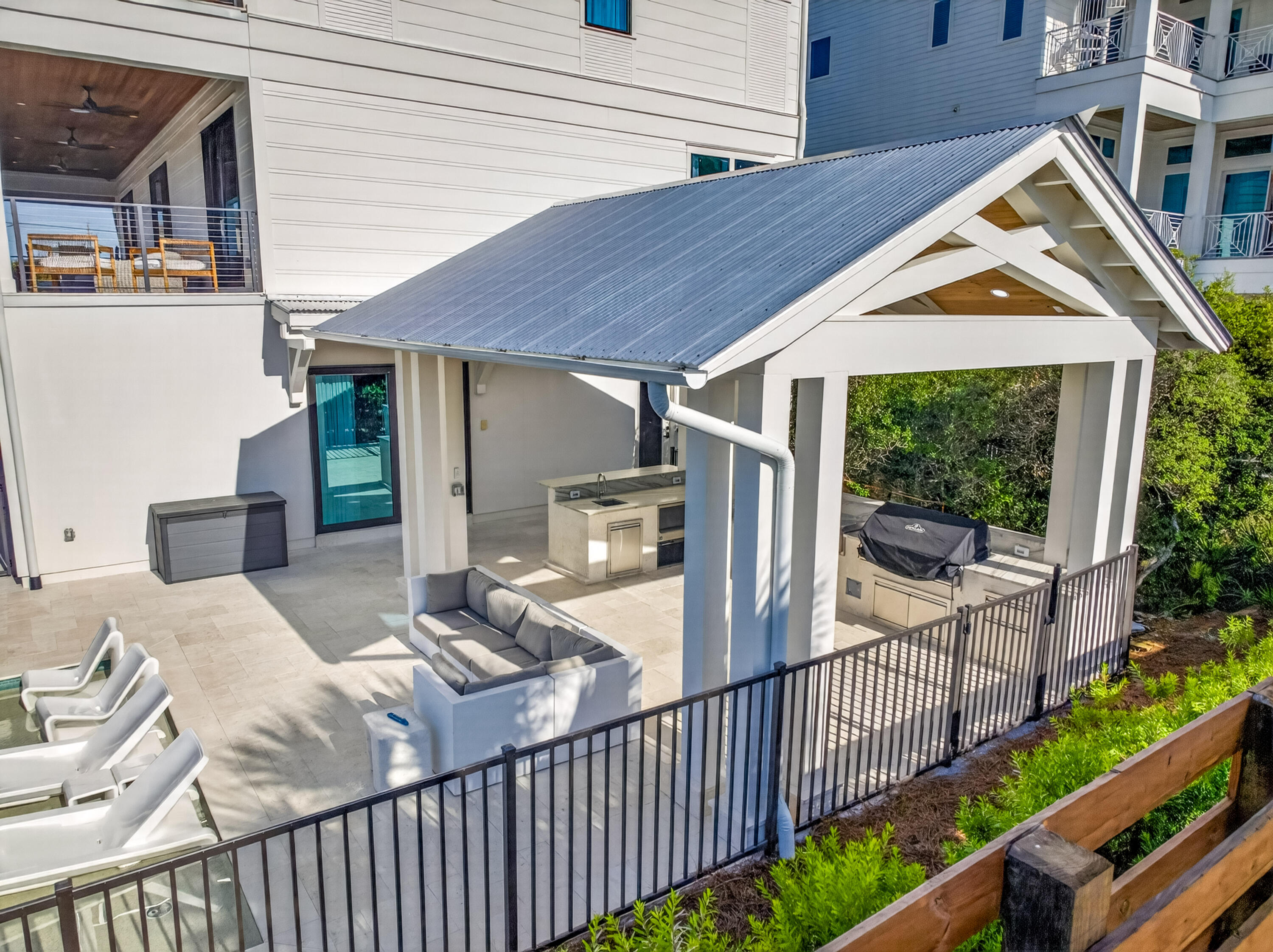 BEACH HIGHLAND 1ST ADD - Residential