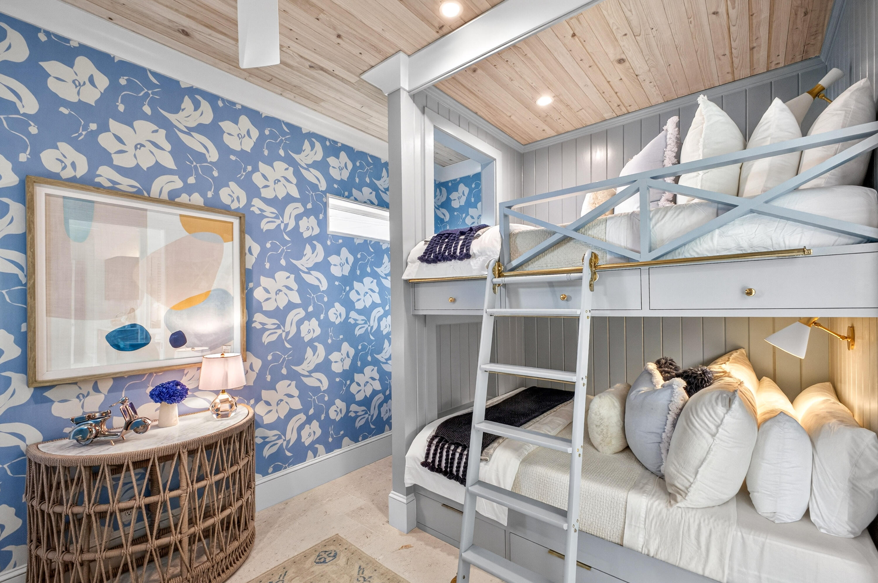 BEACH HIGHLAND 1ST ADD - Residential