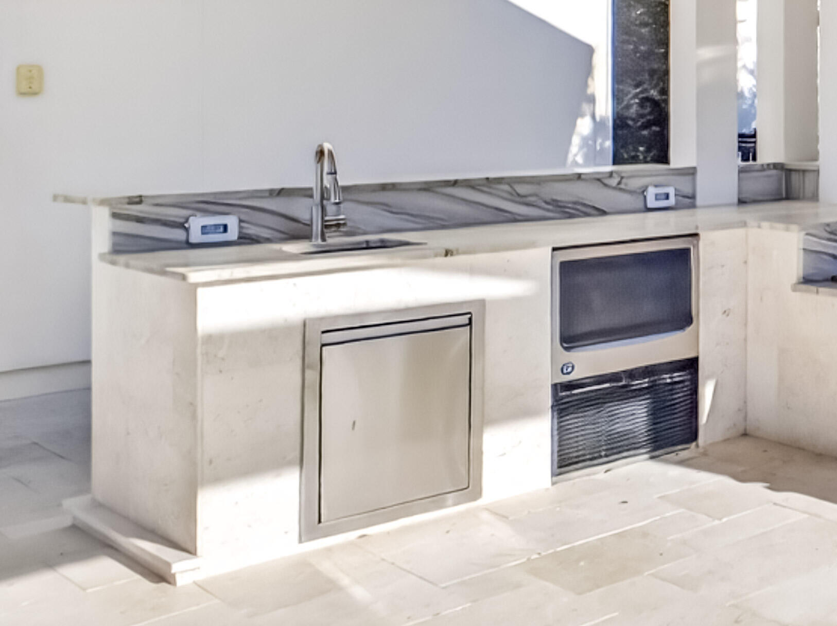 BEACH HIGHLAND 1ST ADD - Residential