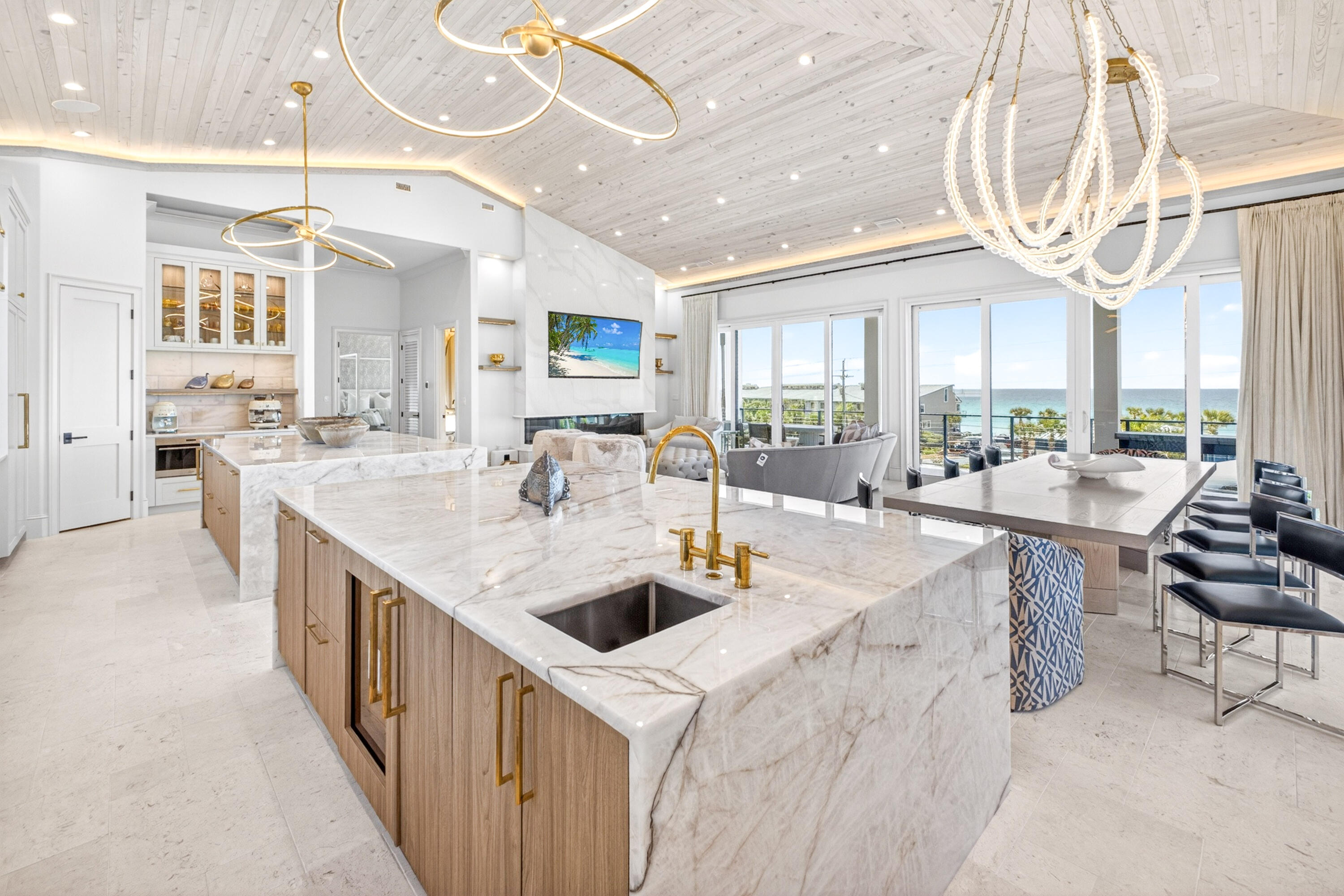 BEACH HIGHLAND 1ST ADD - Residential
