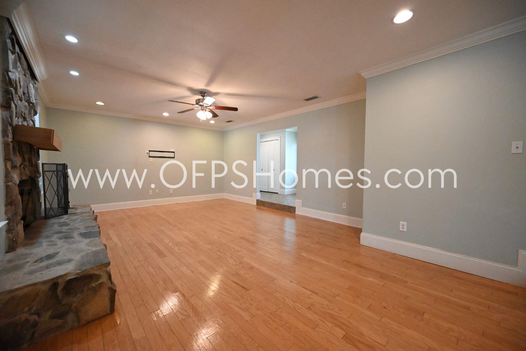 INDIAN BAYOU - Residential Lease