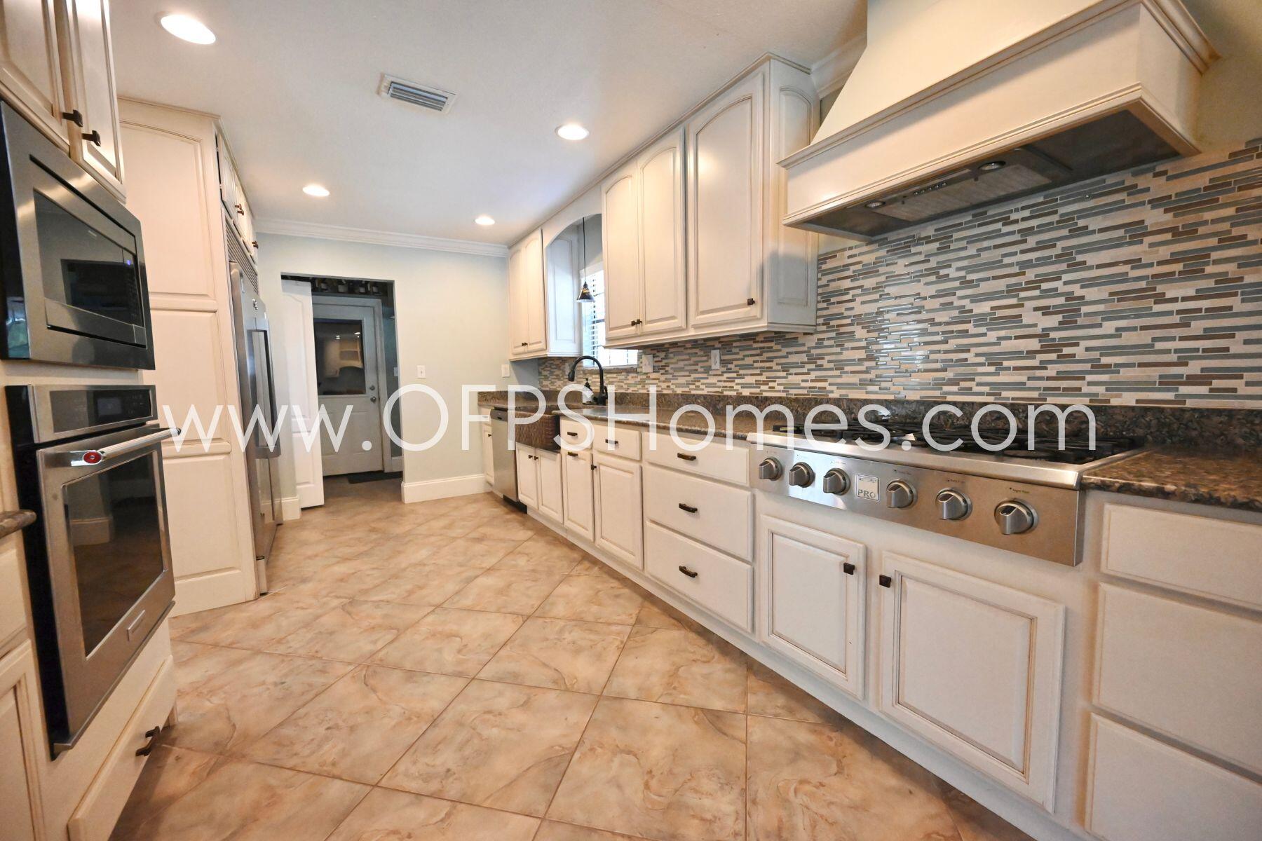 INDIAN BAYOU - Residential Lease