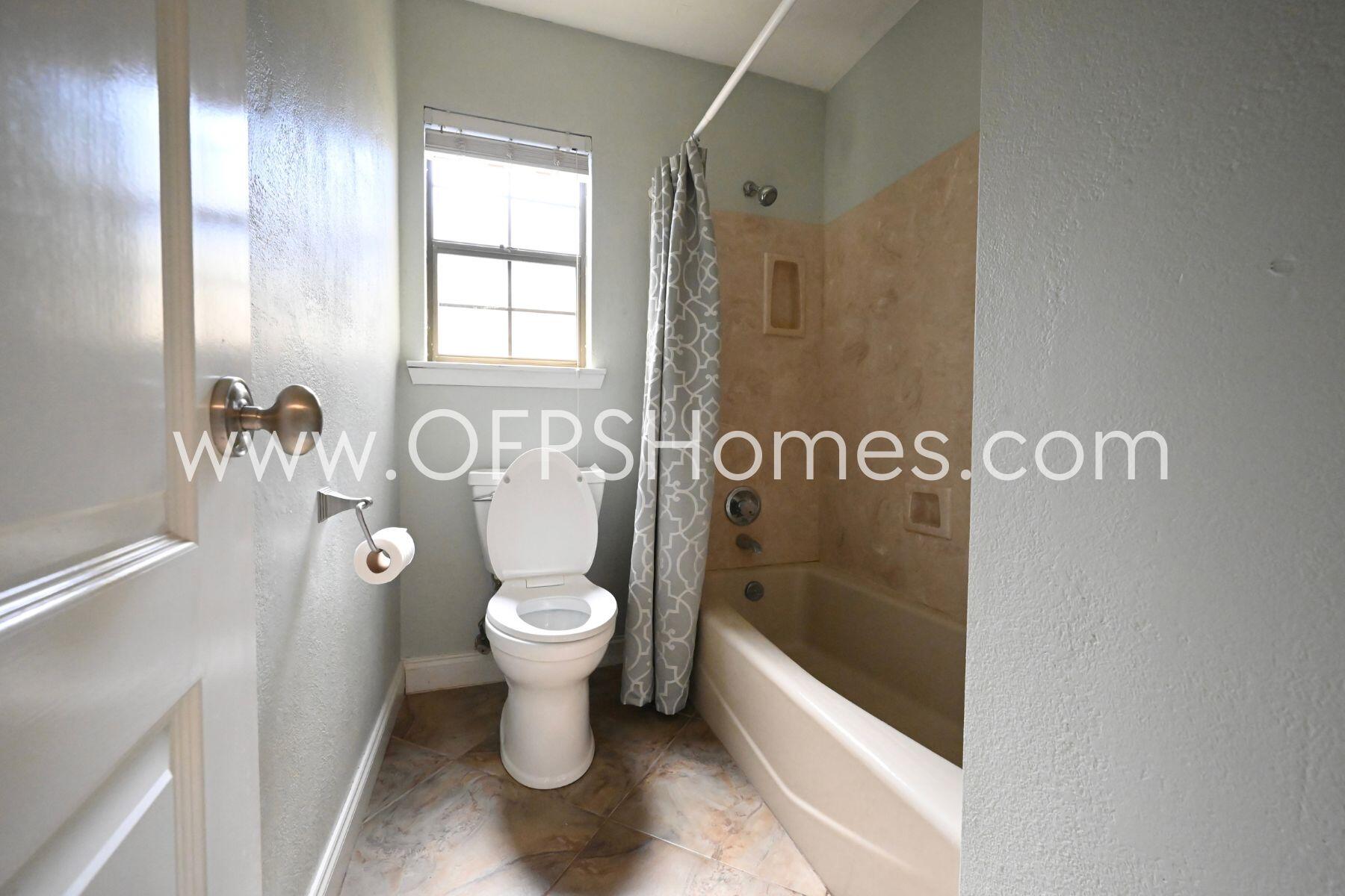 INDIAN BAYOU - Residential Lease