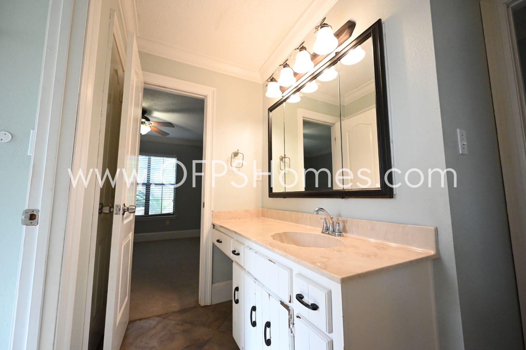 INDIAN BAYOU - Residential Lease