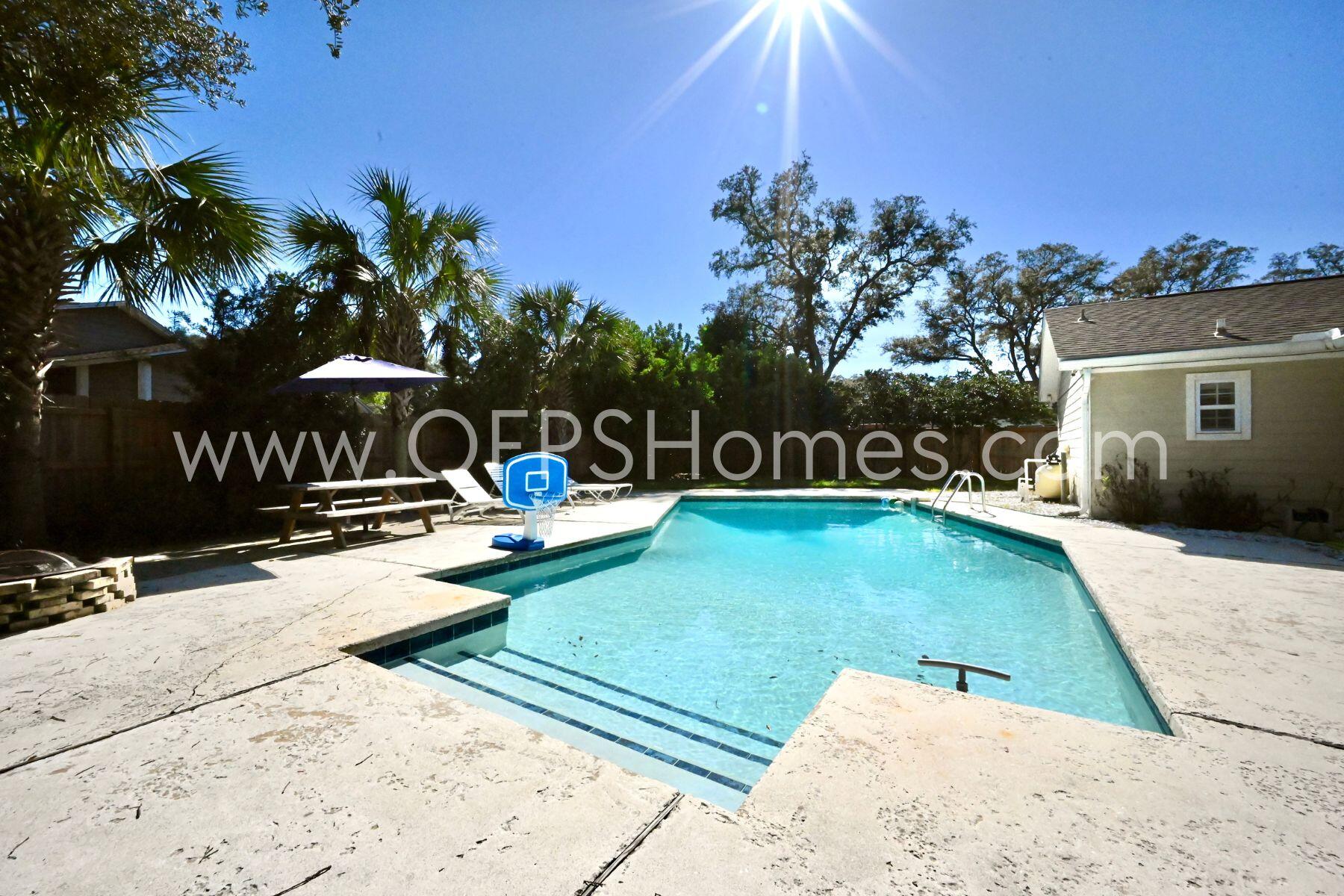 INDIAN BAYOU - Residential Lease