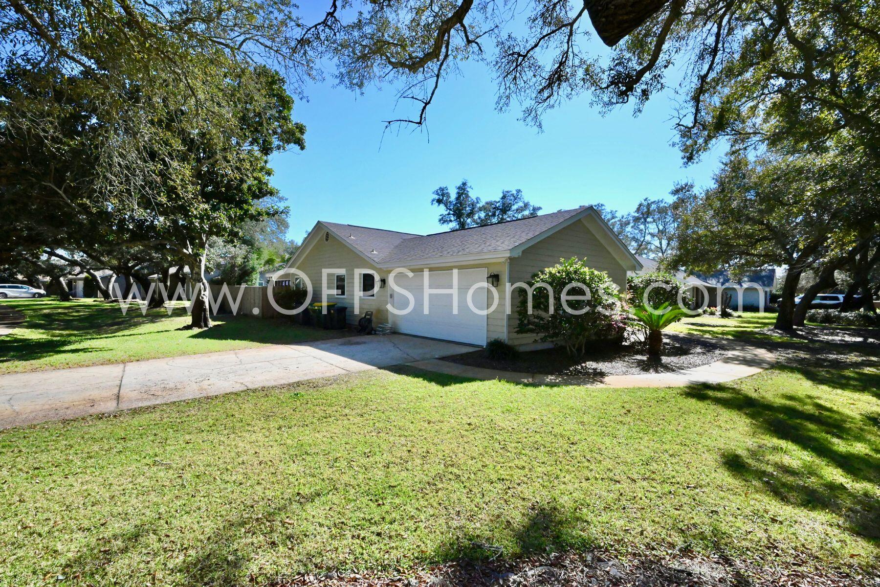 INDIAN BAYOU - Residential Lease