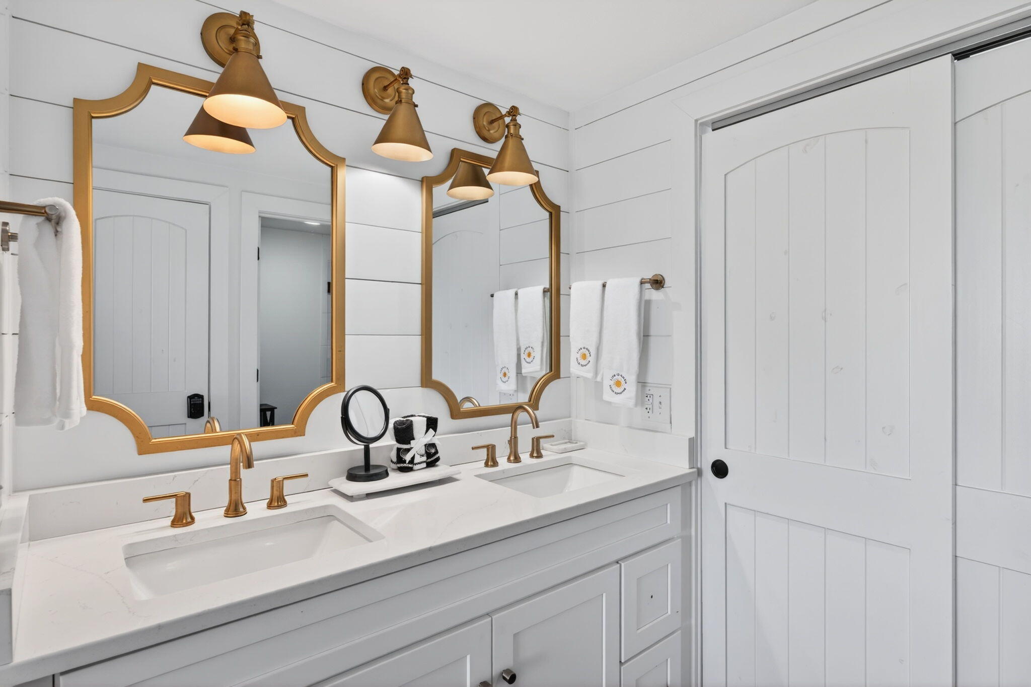 PLAYERS CLUB ON THE BAY - Residential