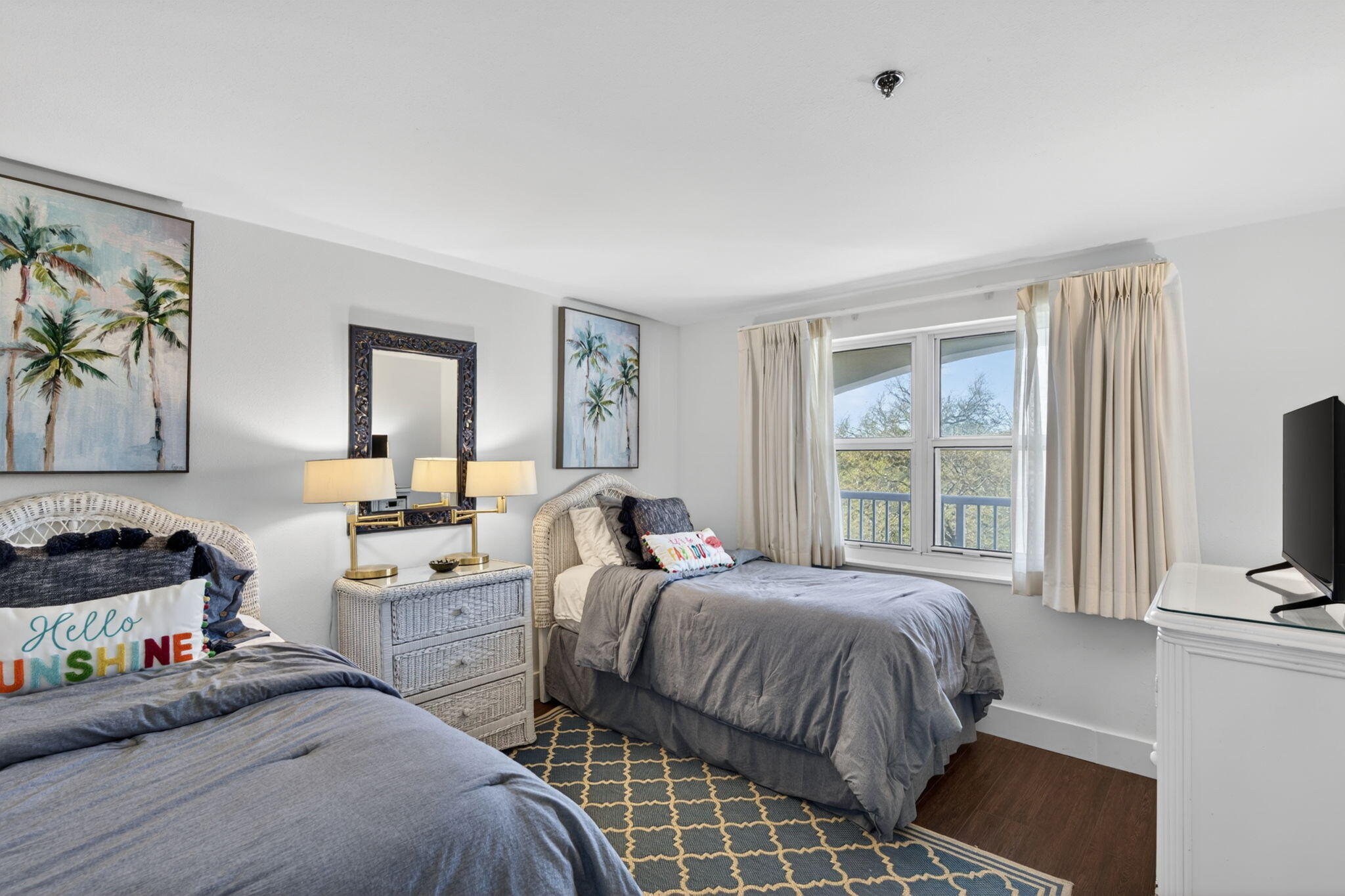 PLAYERS CLUB ON THE BAY - Residential