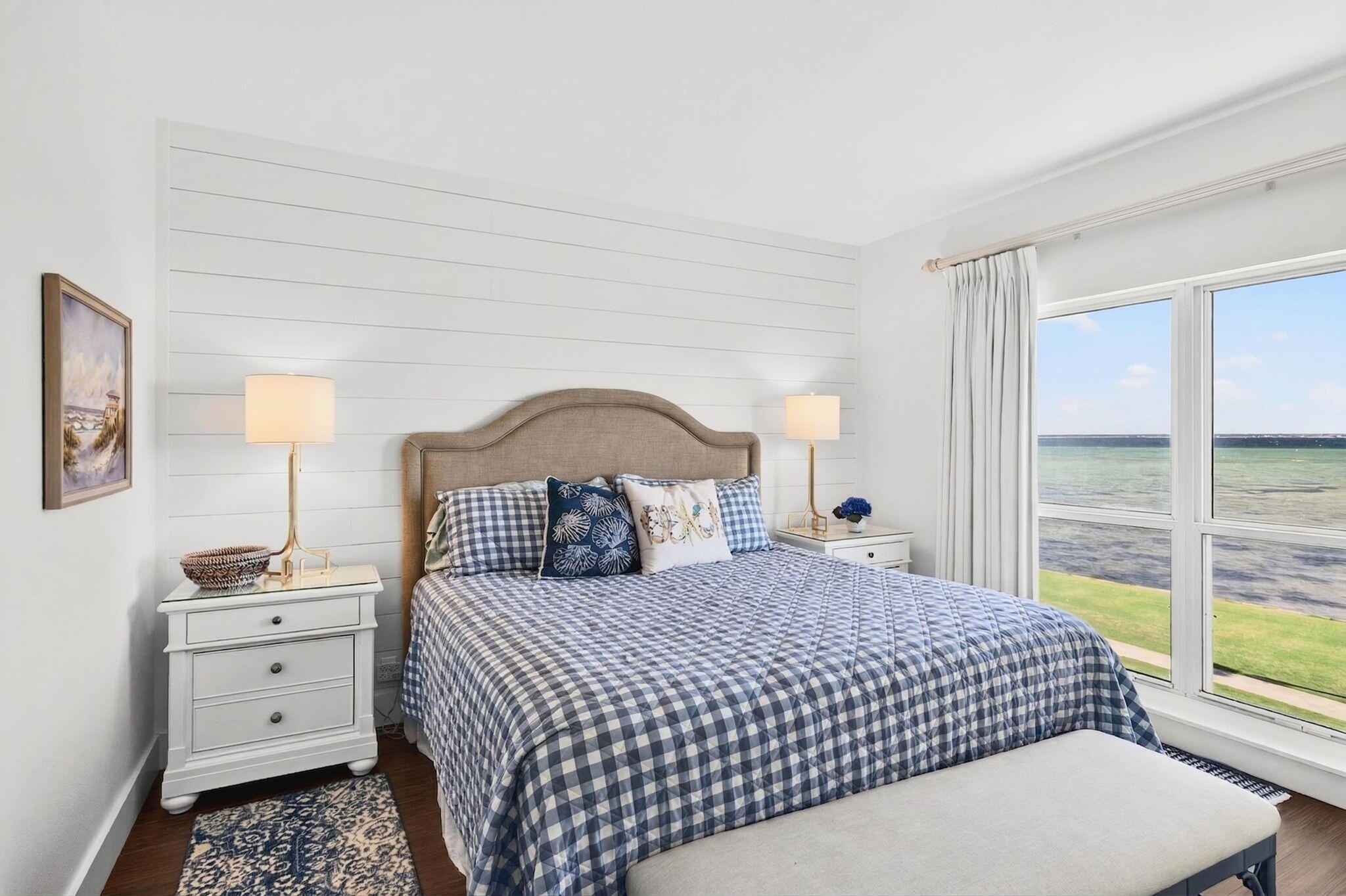 PLAYERS CLUB ON THE BAY - Residential