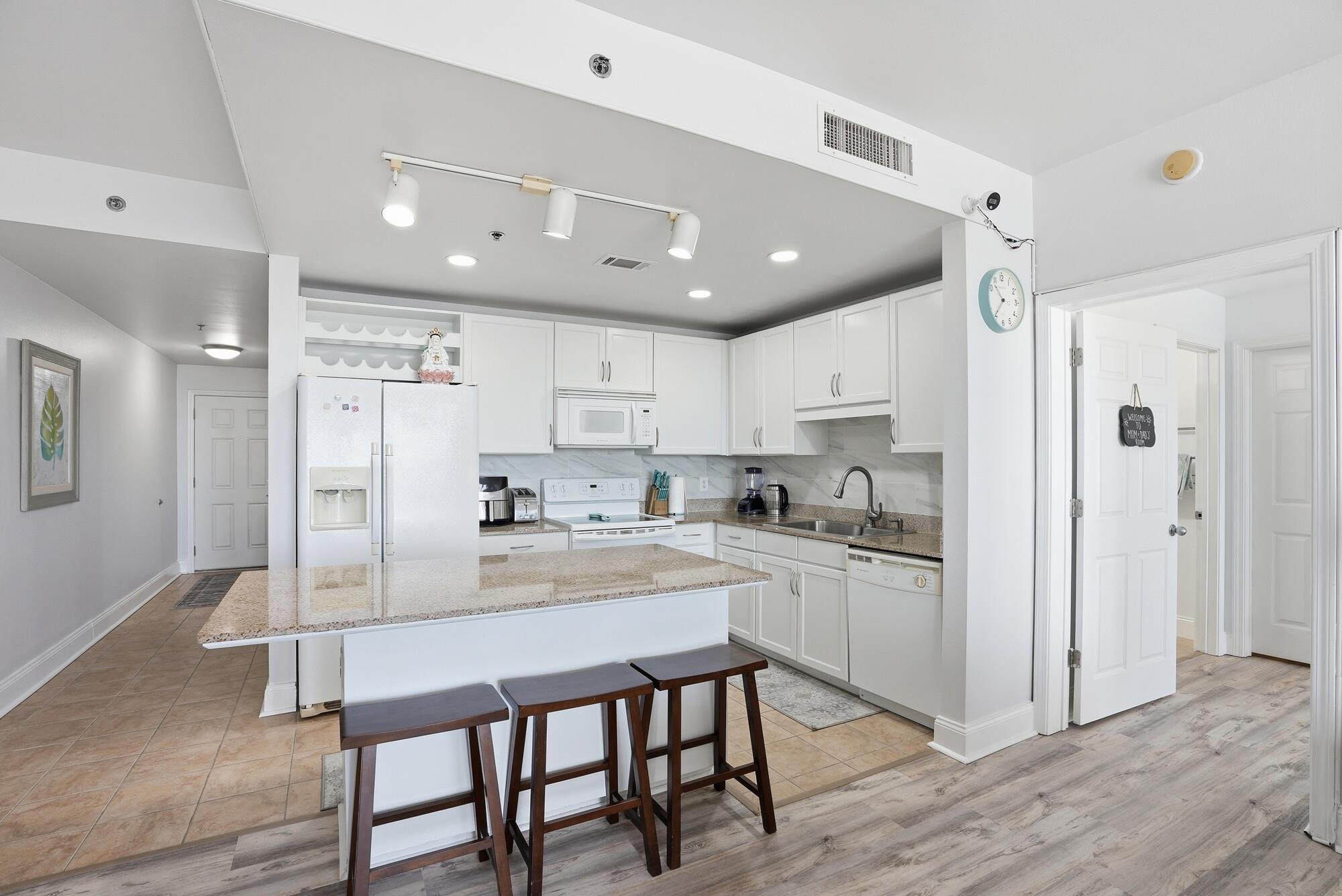 Laketown Wharf - Residential