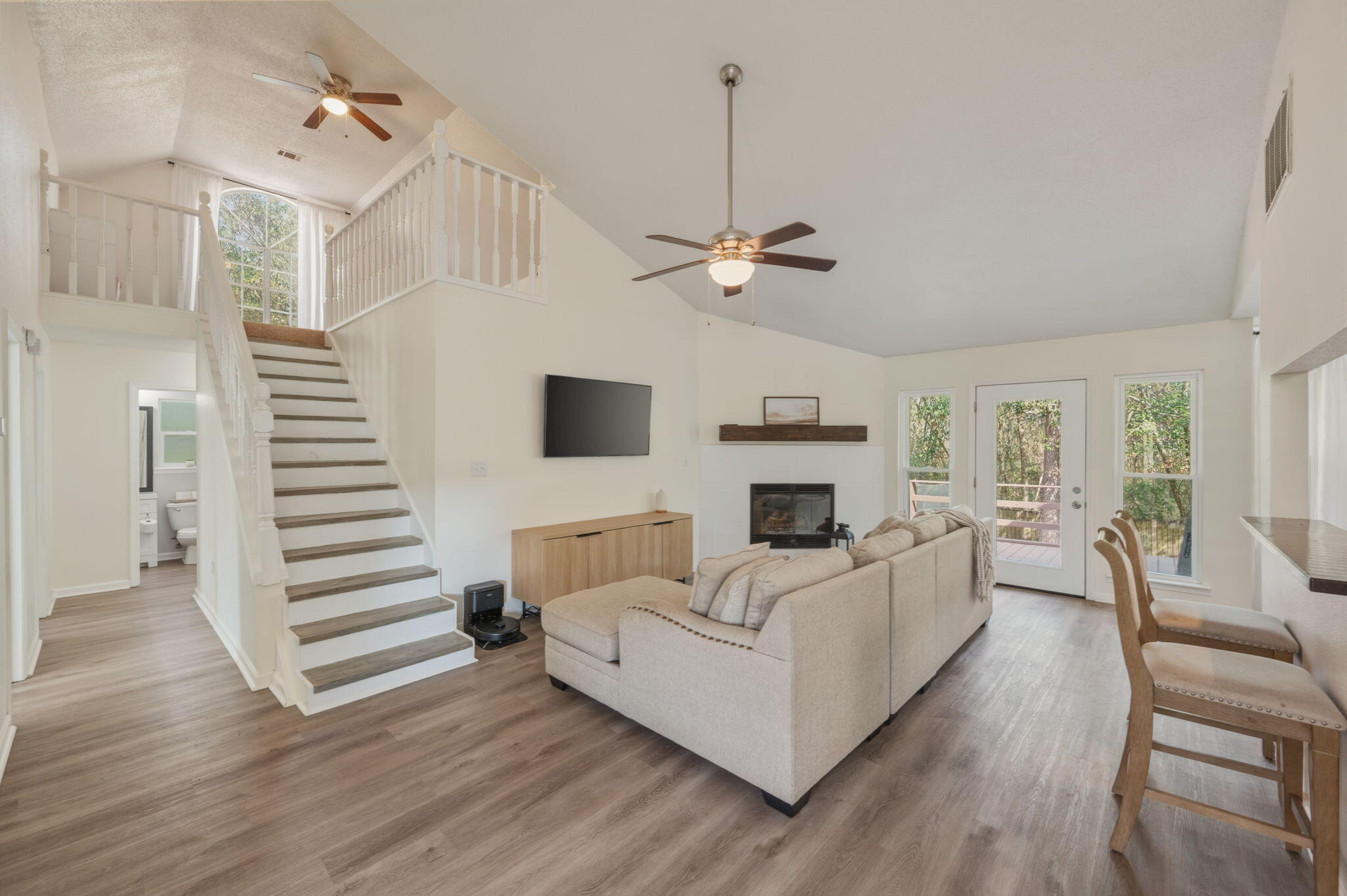 PAGE PLACE 2 - Residential