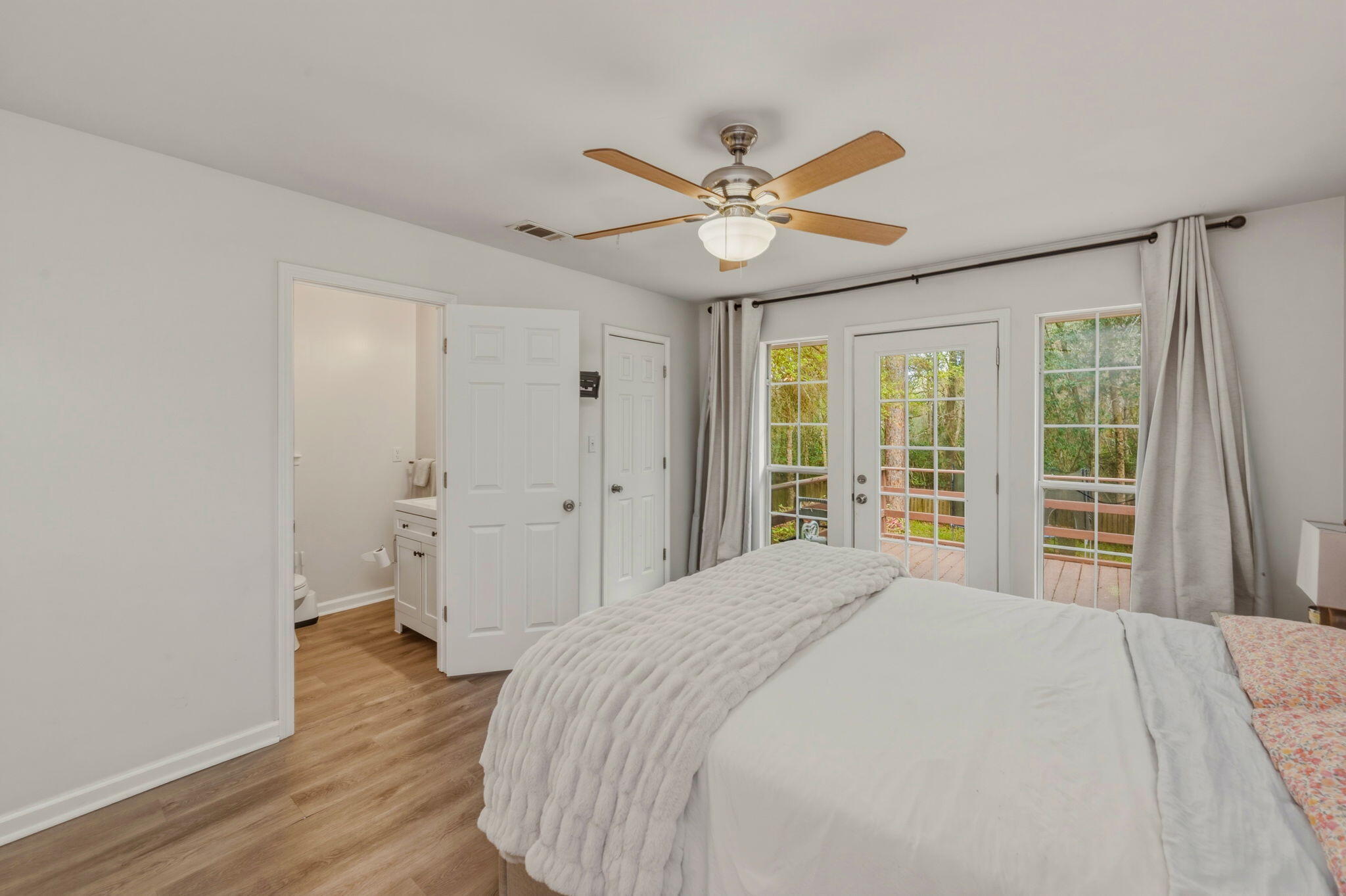 PAGE PLACE 2 - Residential