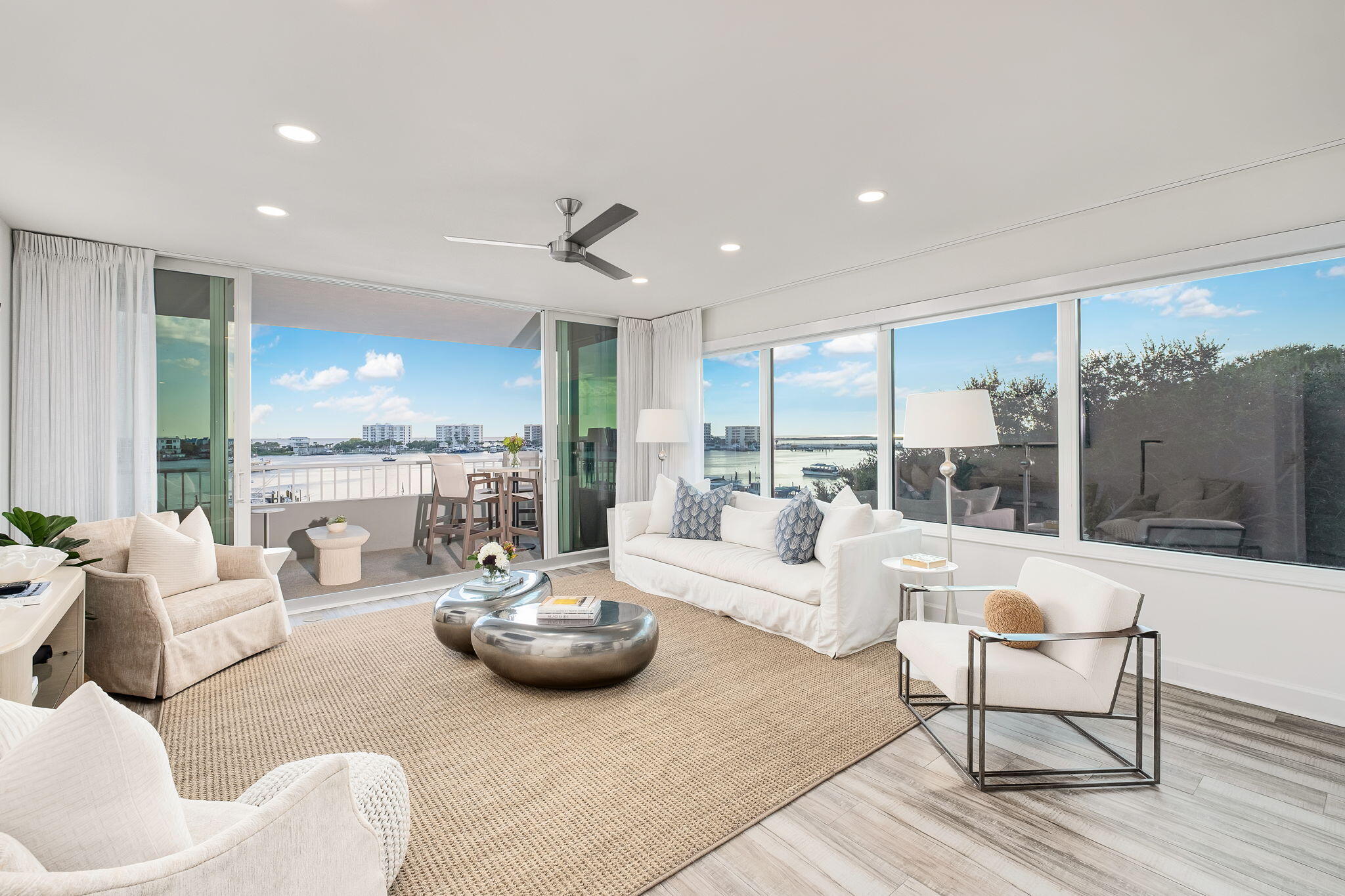 DESTIN YACHT CLUB - Residential