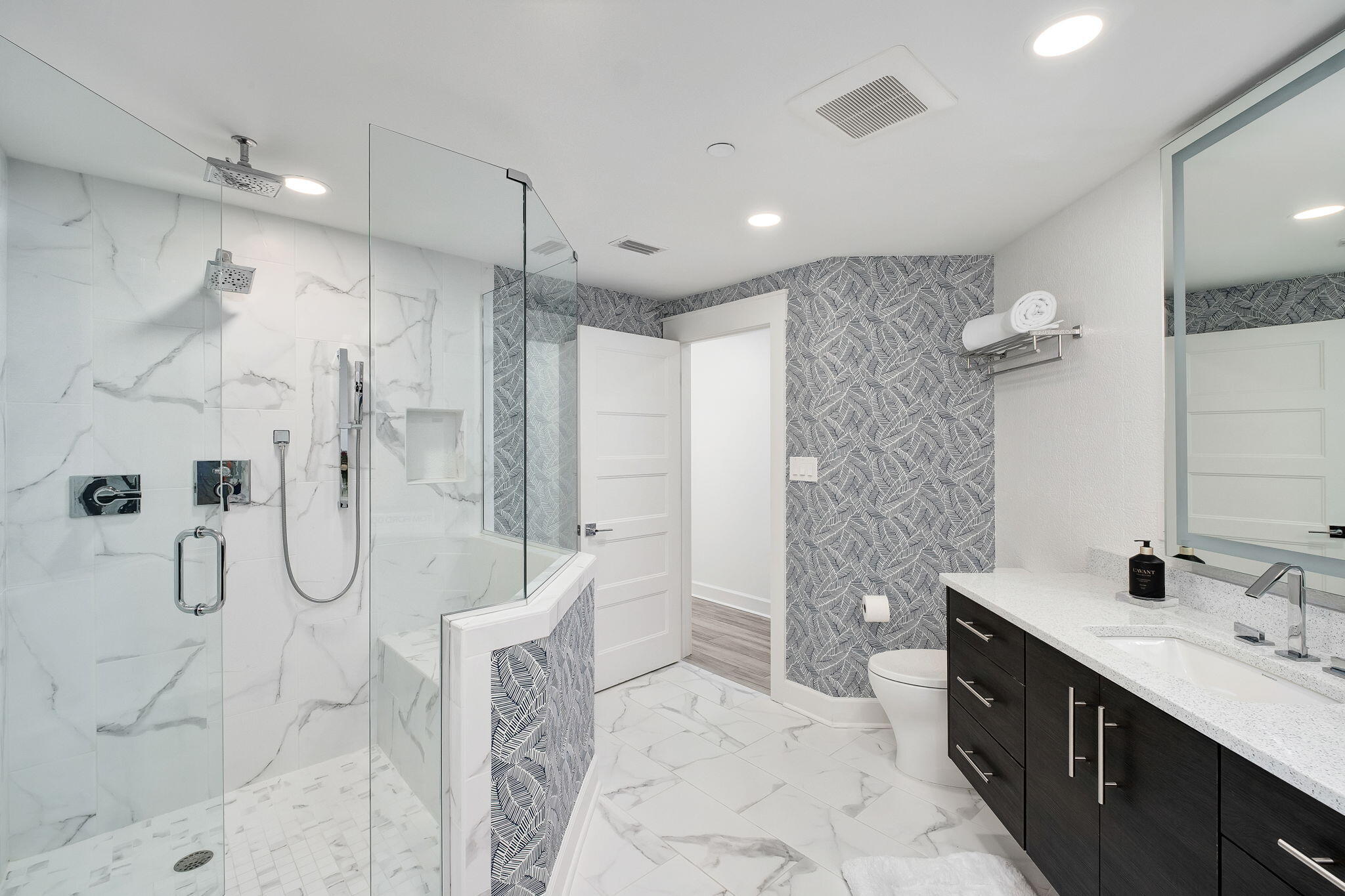 DESTIN YACHT CLUB - Residential