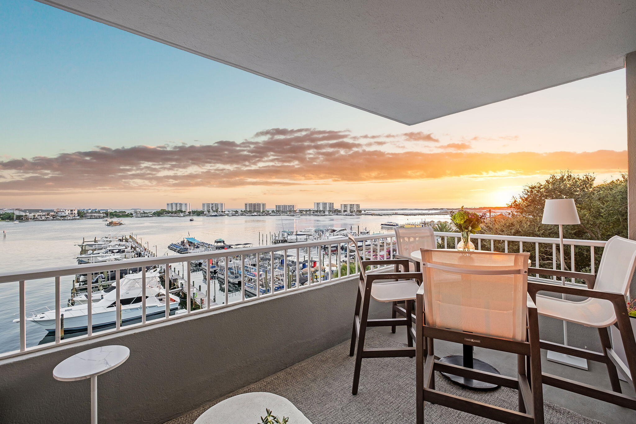 DESTIN YACHT CLUB - Residential