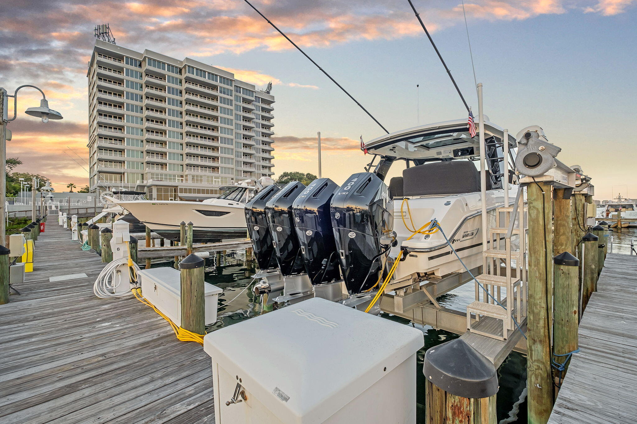 DESTIN YACHT CLUB - Residential