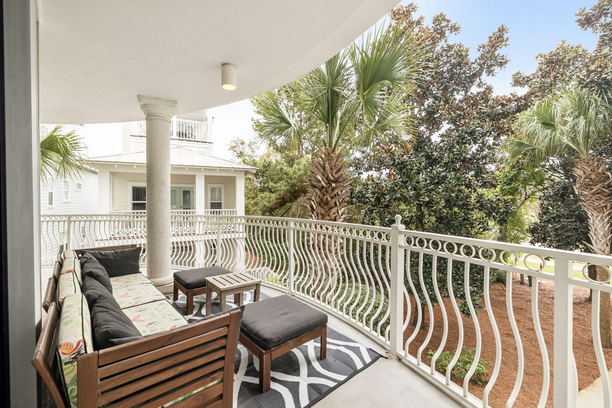 ALEXANDER AT PALM COURT - Residential