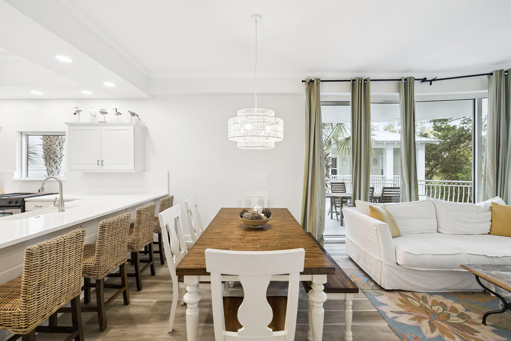 ALEXANDER AT PALM COURT - Residential