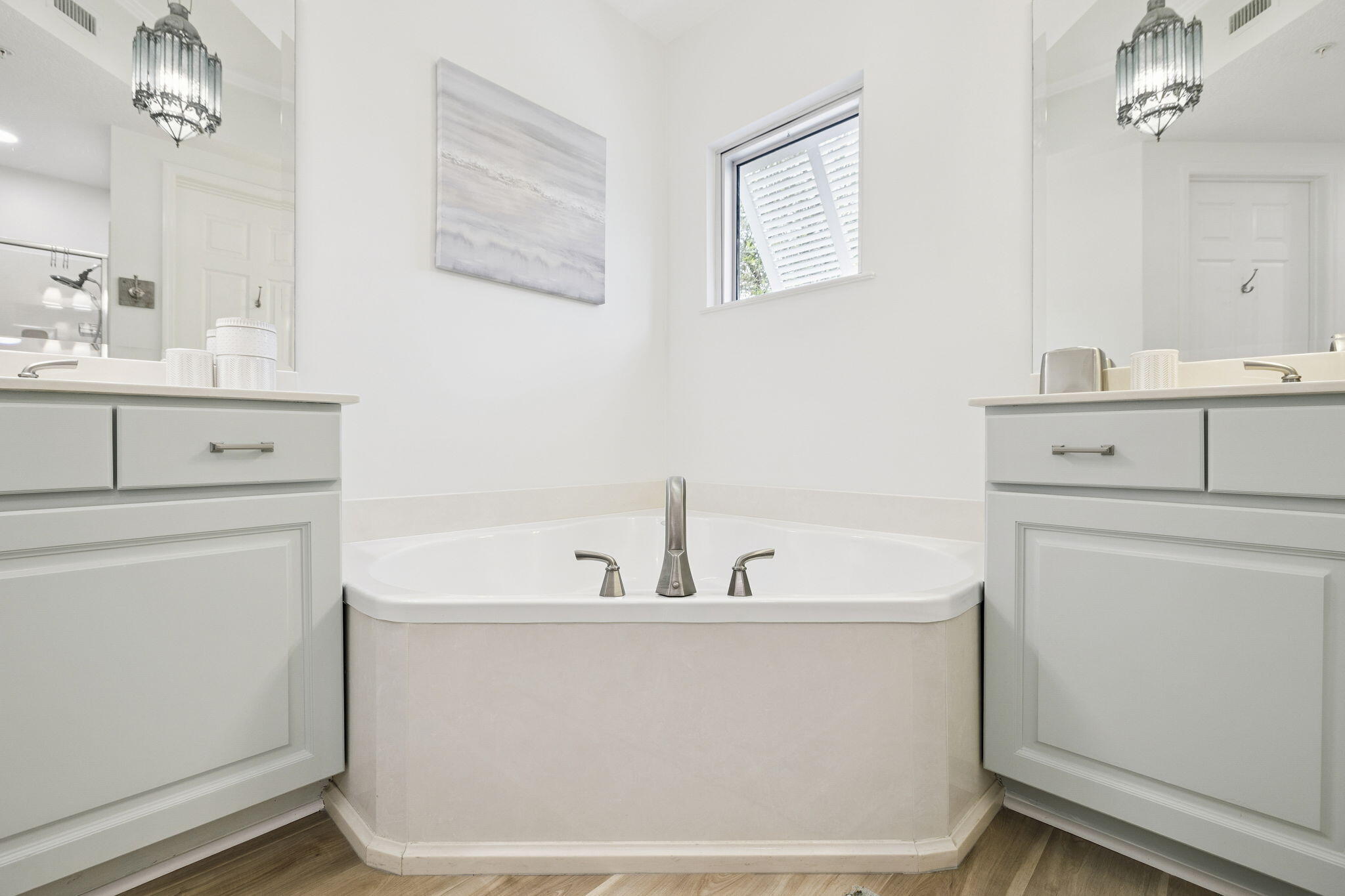 ALEXANDER AT PALM COURT - Residential