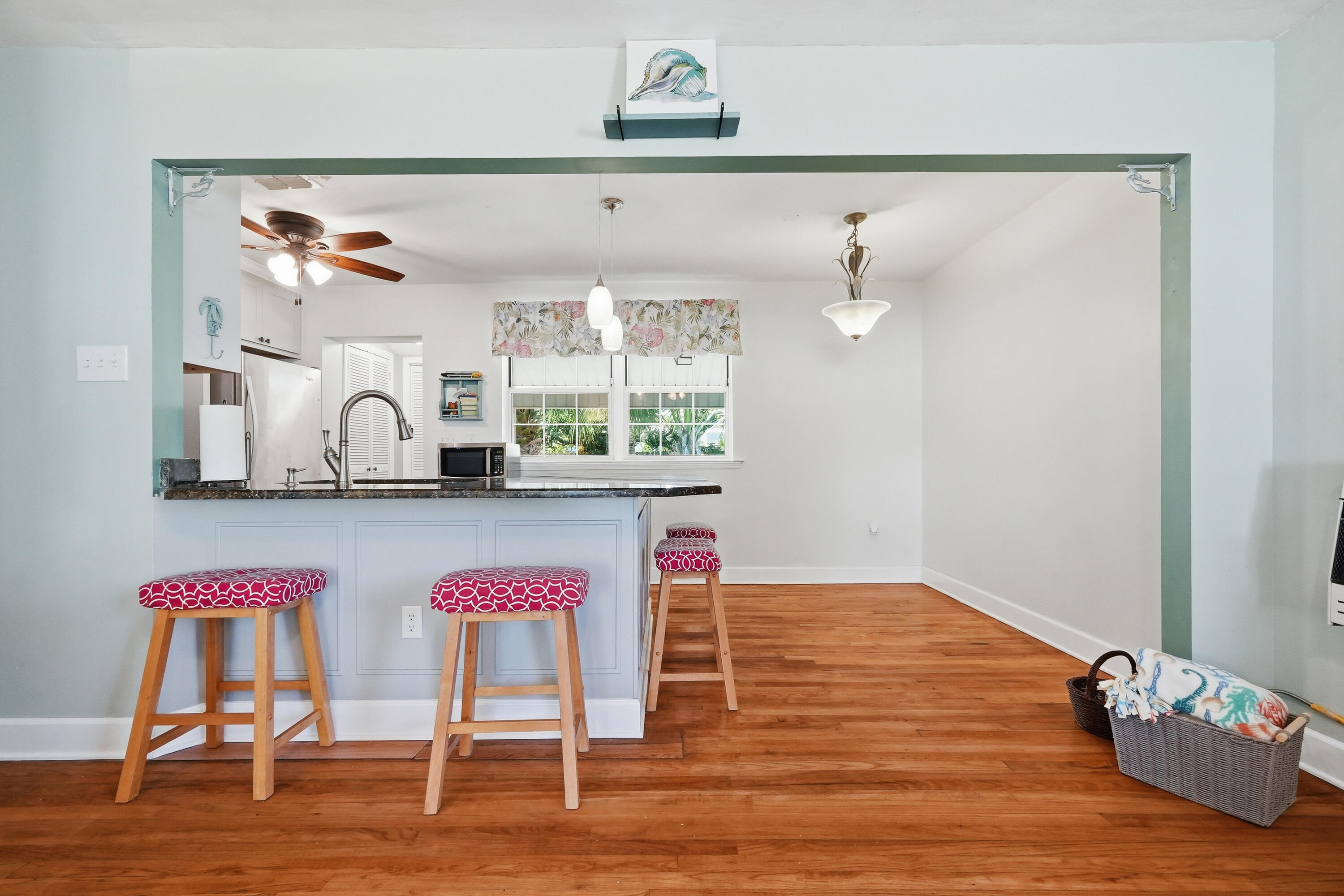 GARNIERS BEACH - Residential