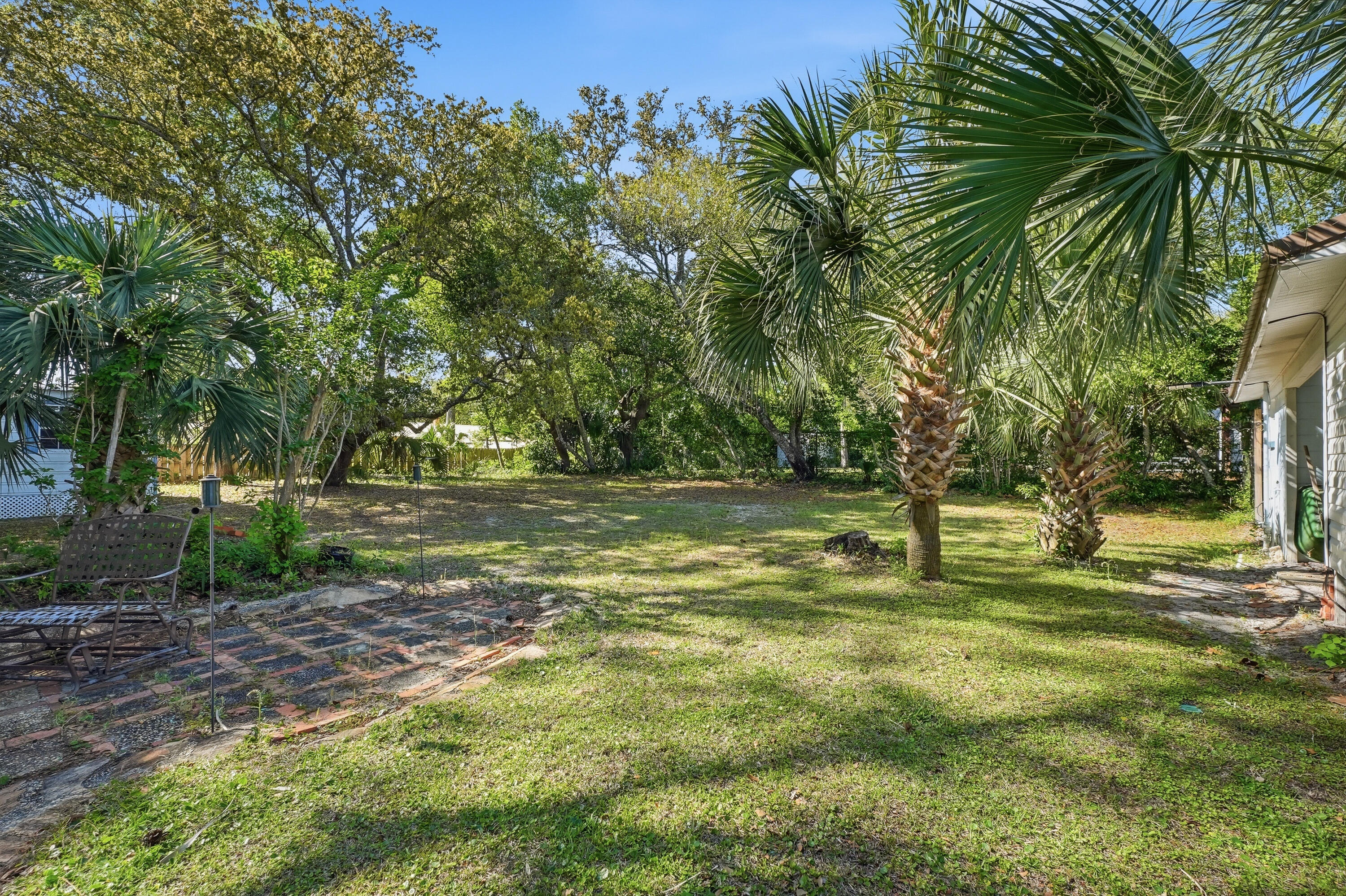 GARNIERS BEACH - Residential