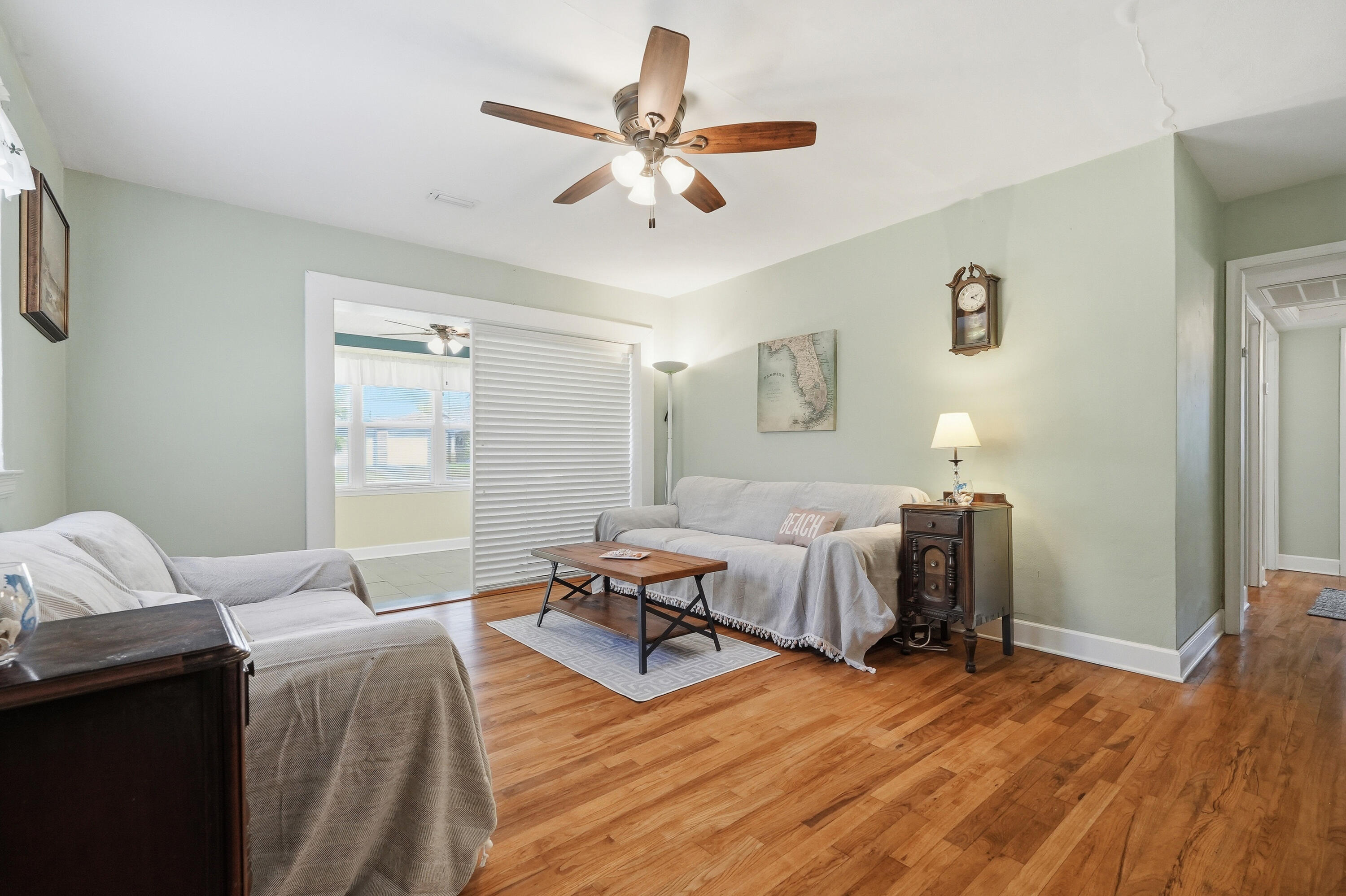 GARNIERS BEACH - Residential