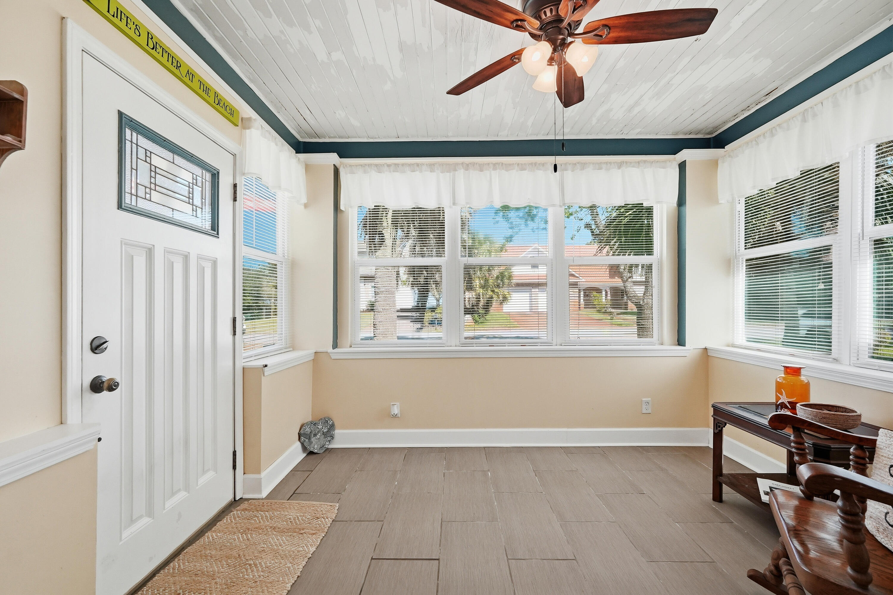 GARNIERS BEACH - Residential