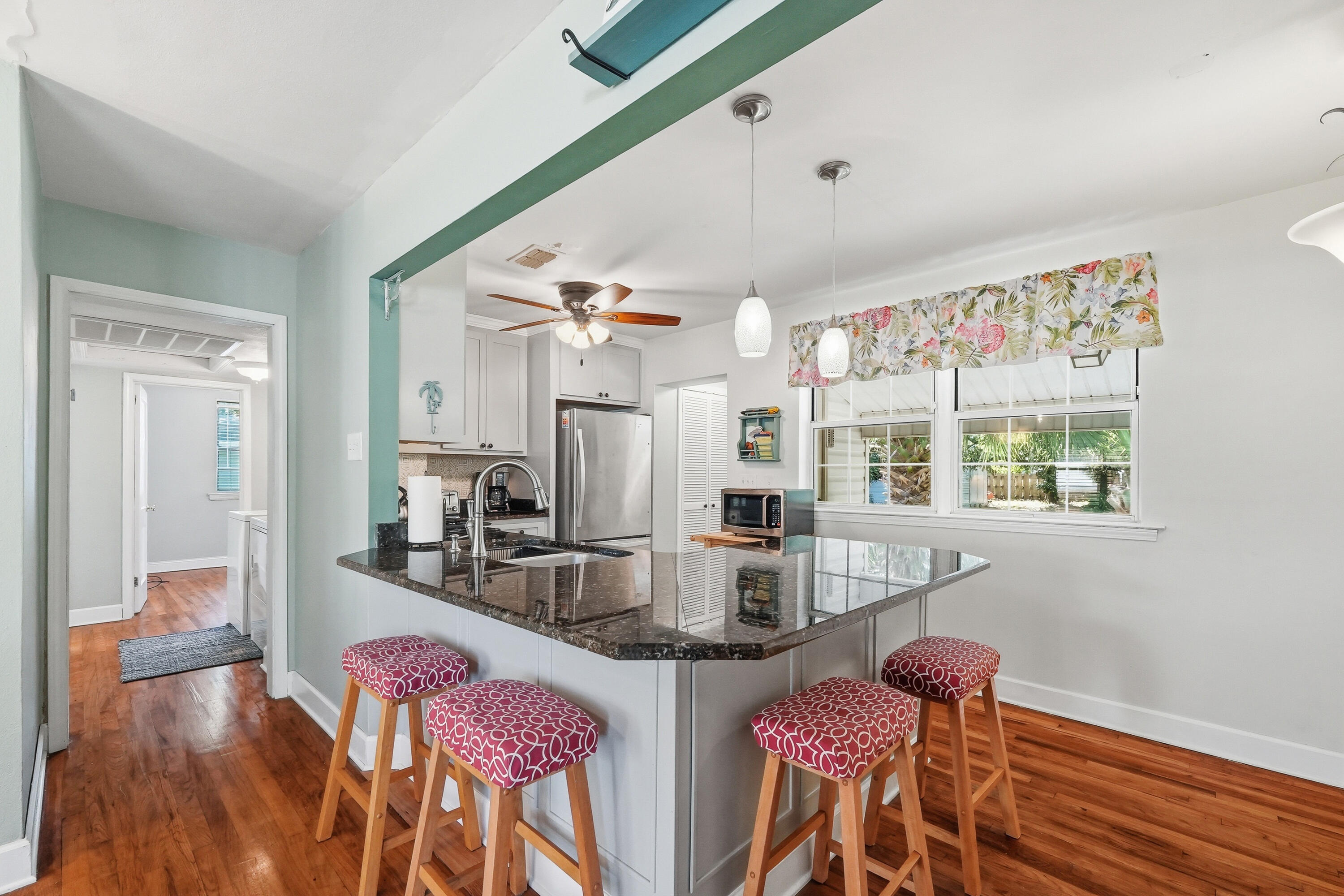 GARNIERS BEACH - Residential