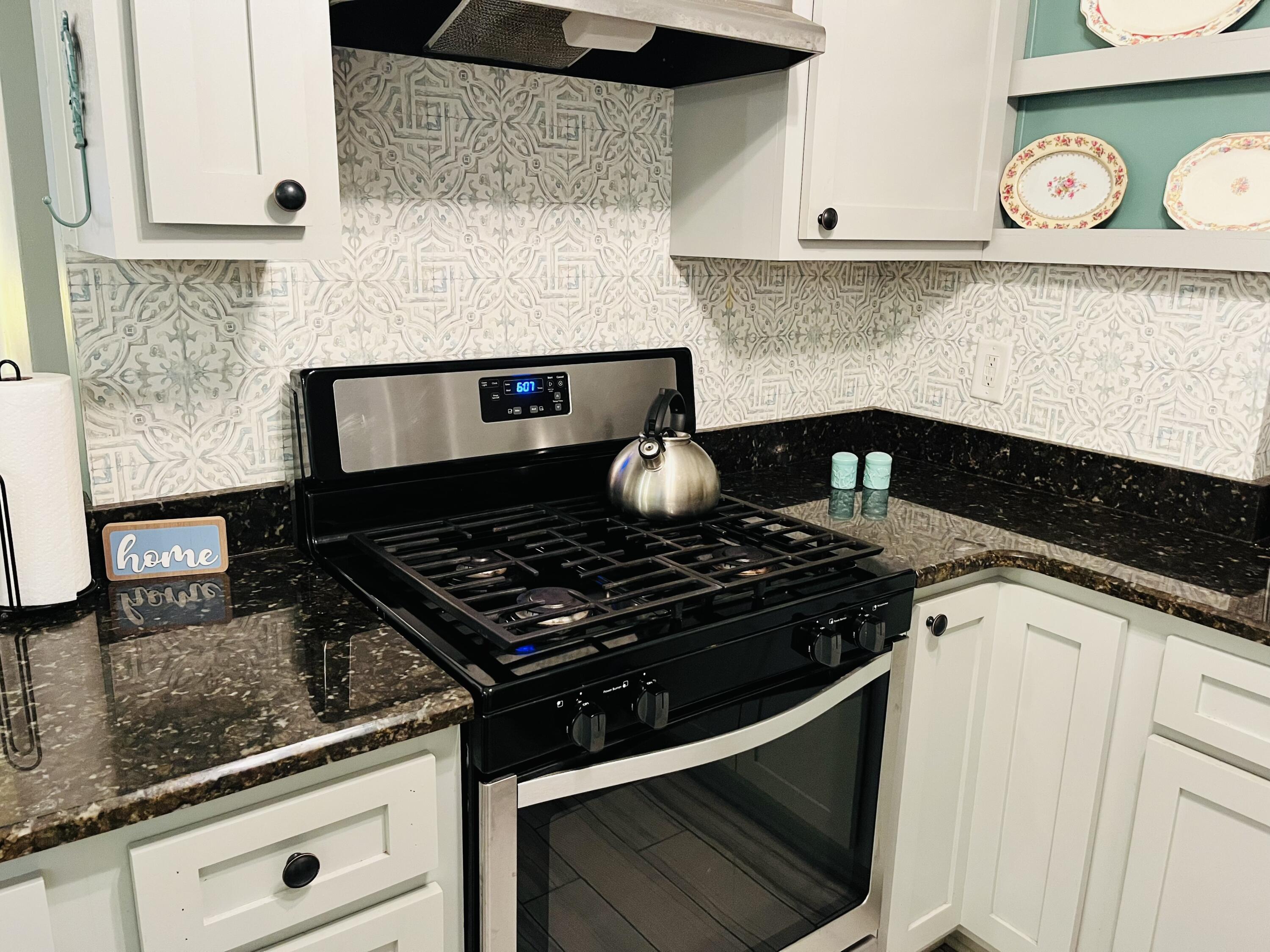 GARNIERS BEACH - Residential