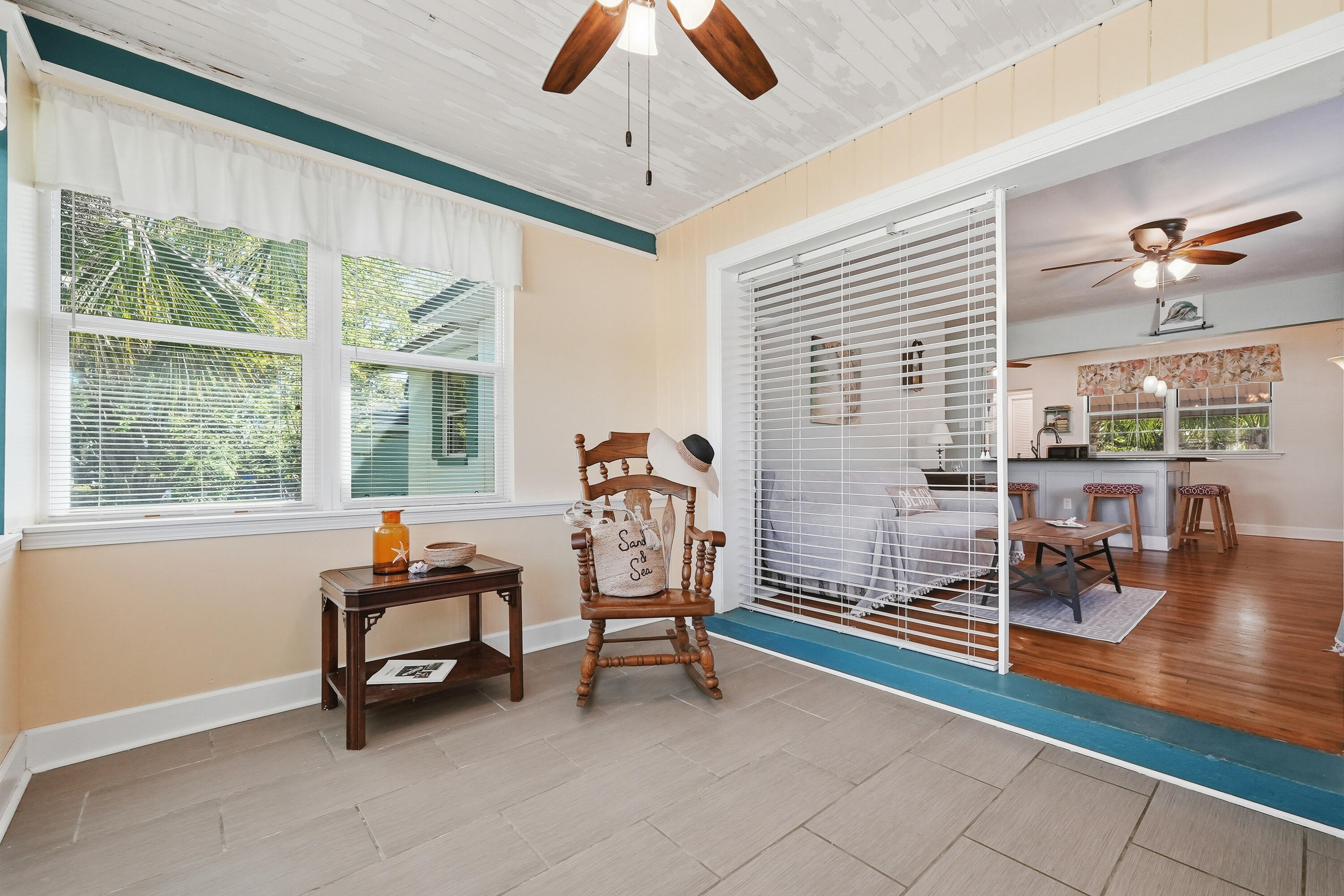 GARNIERS BEACH - Residential