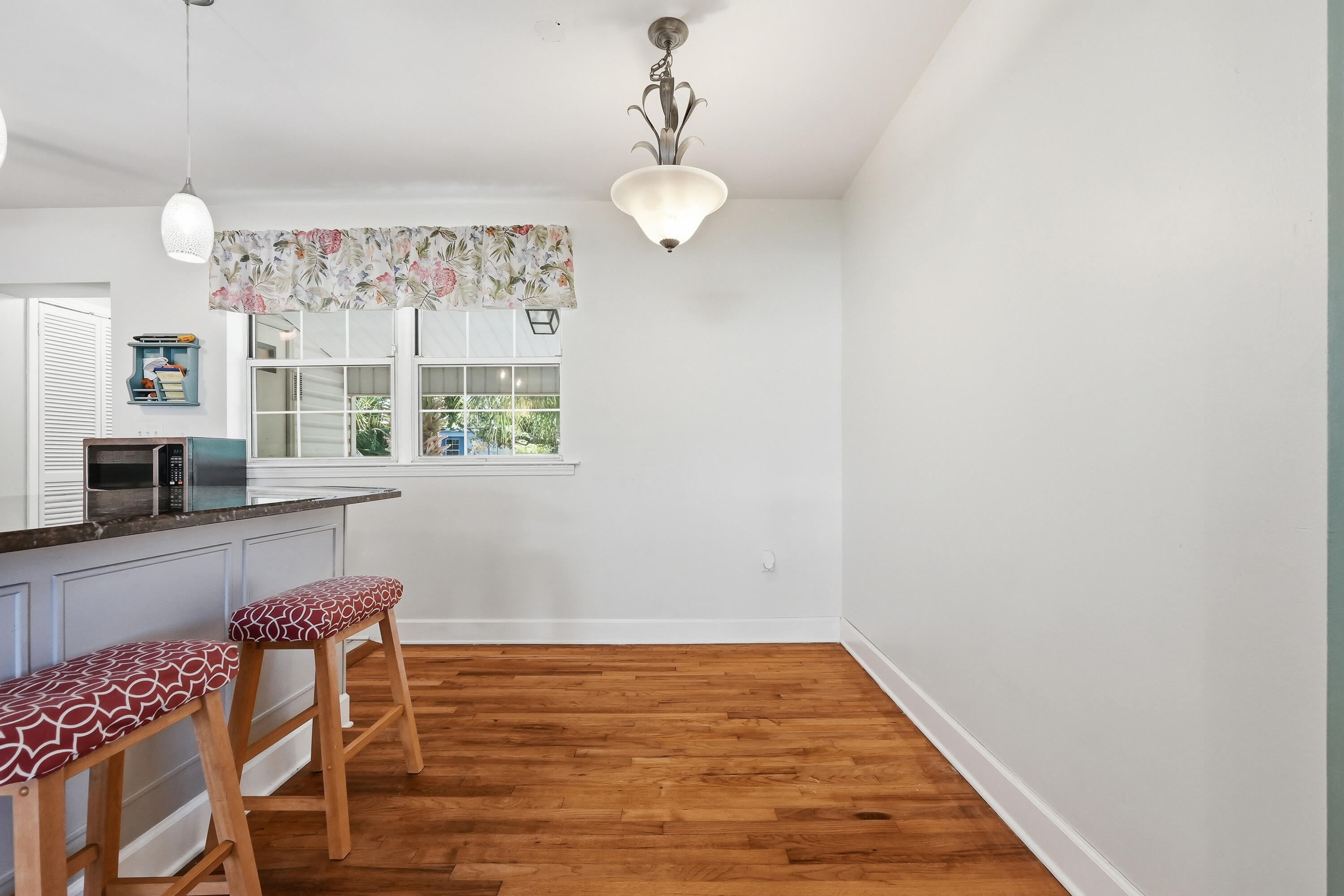 GARNIERS BEACH - Residential