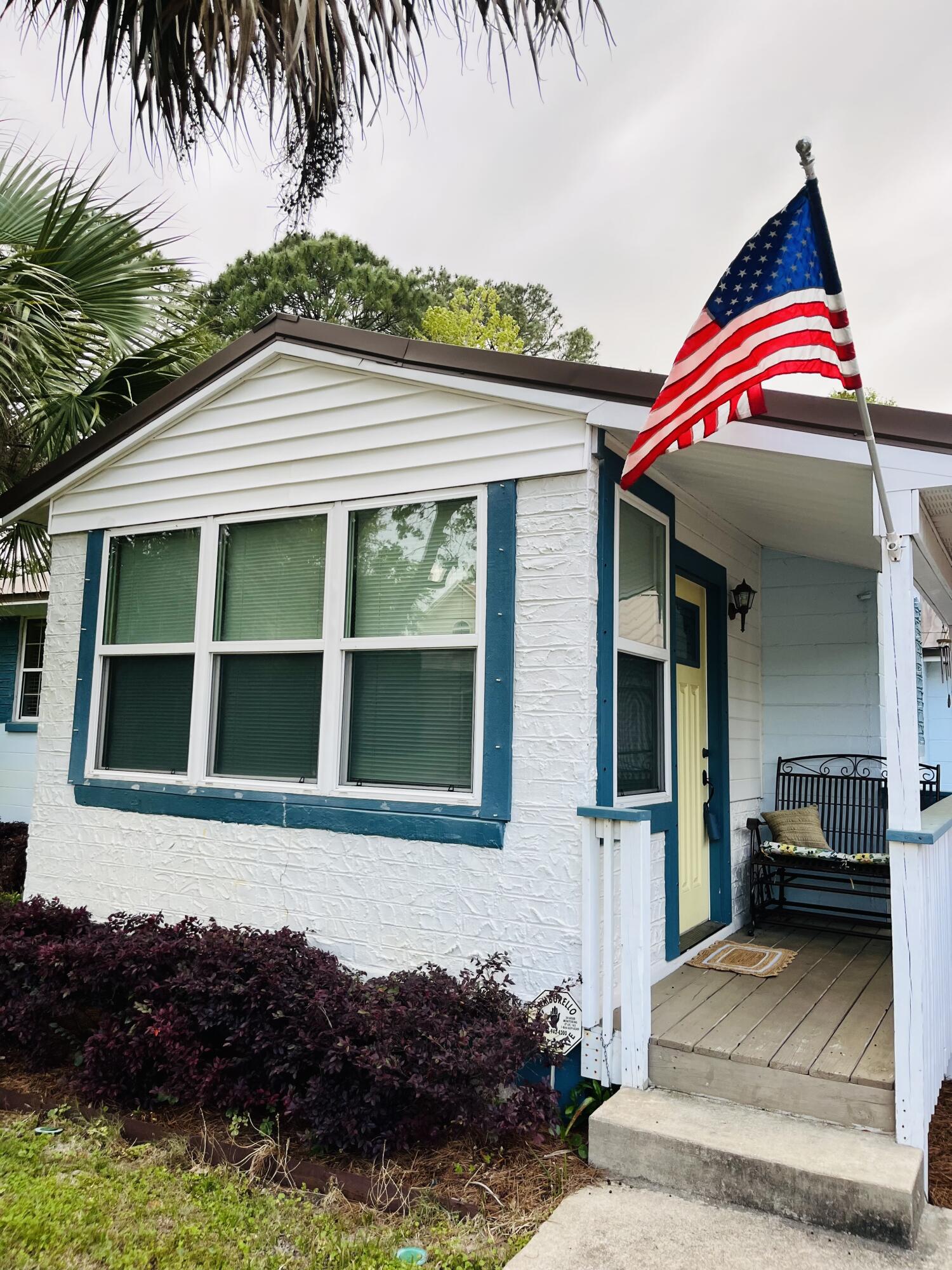 GARNIERS BEACH - Residential