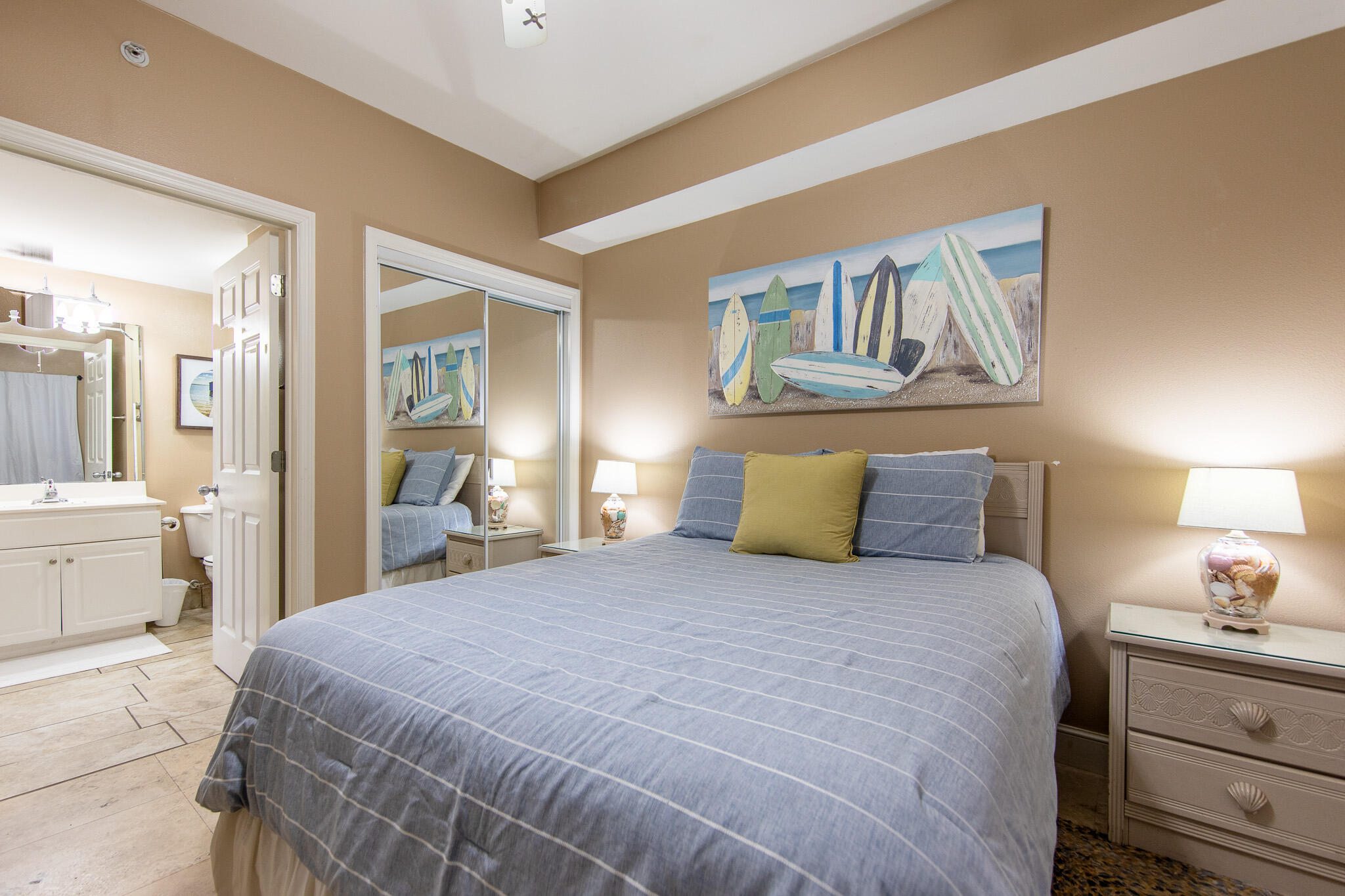 MAJESTIC BEACH TOWERS I - Residential