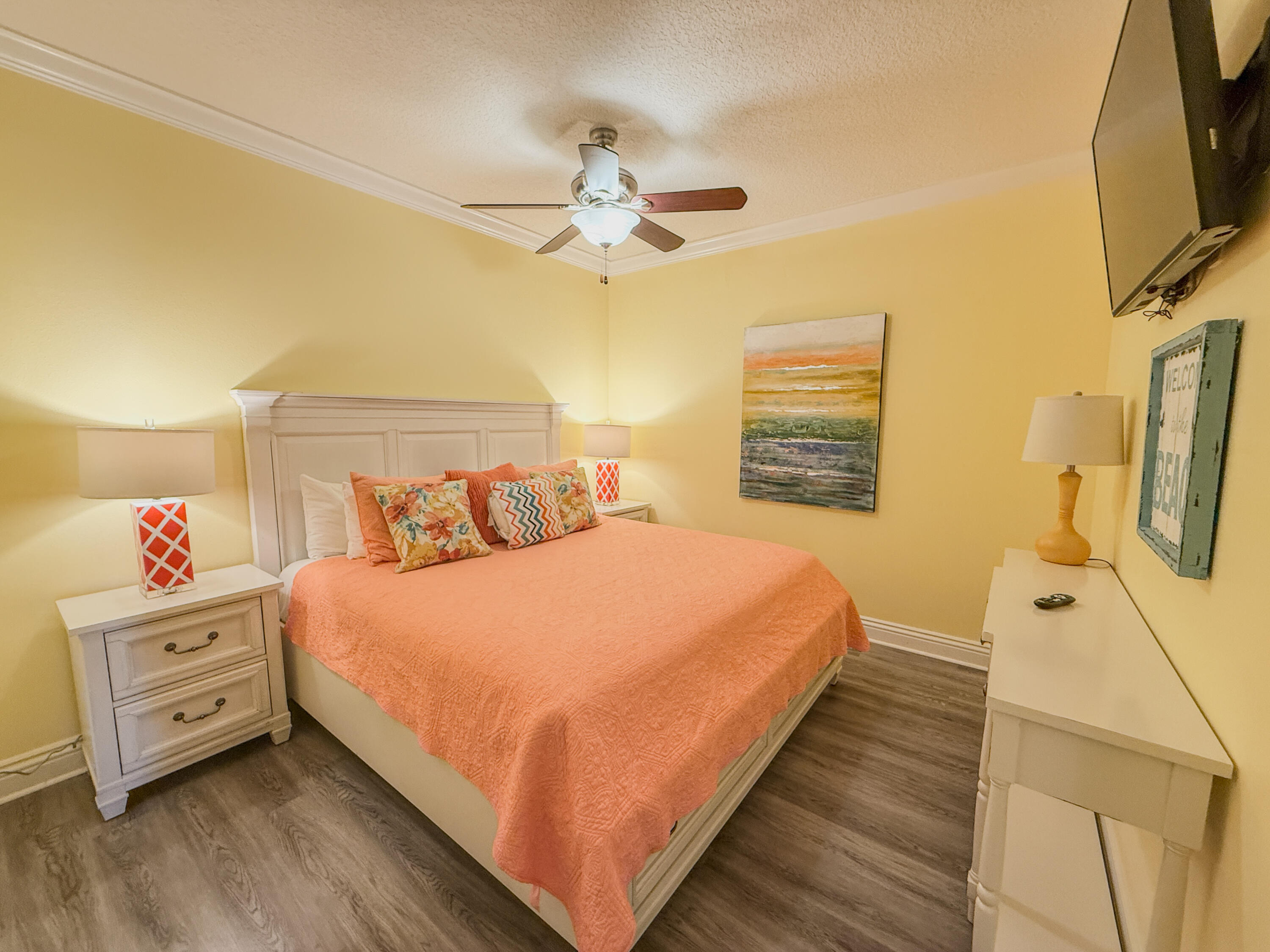 EMERALD GRANDE - Residential