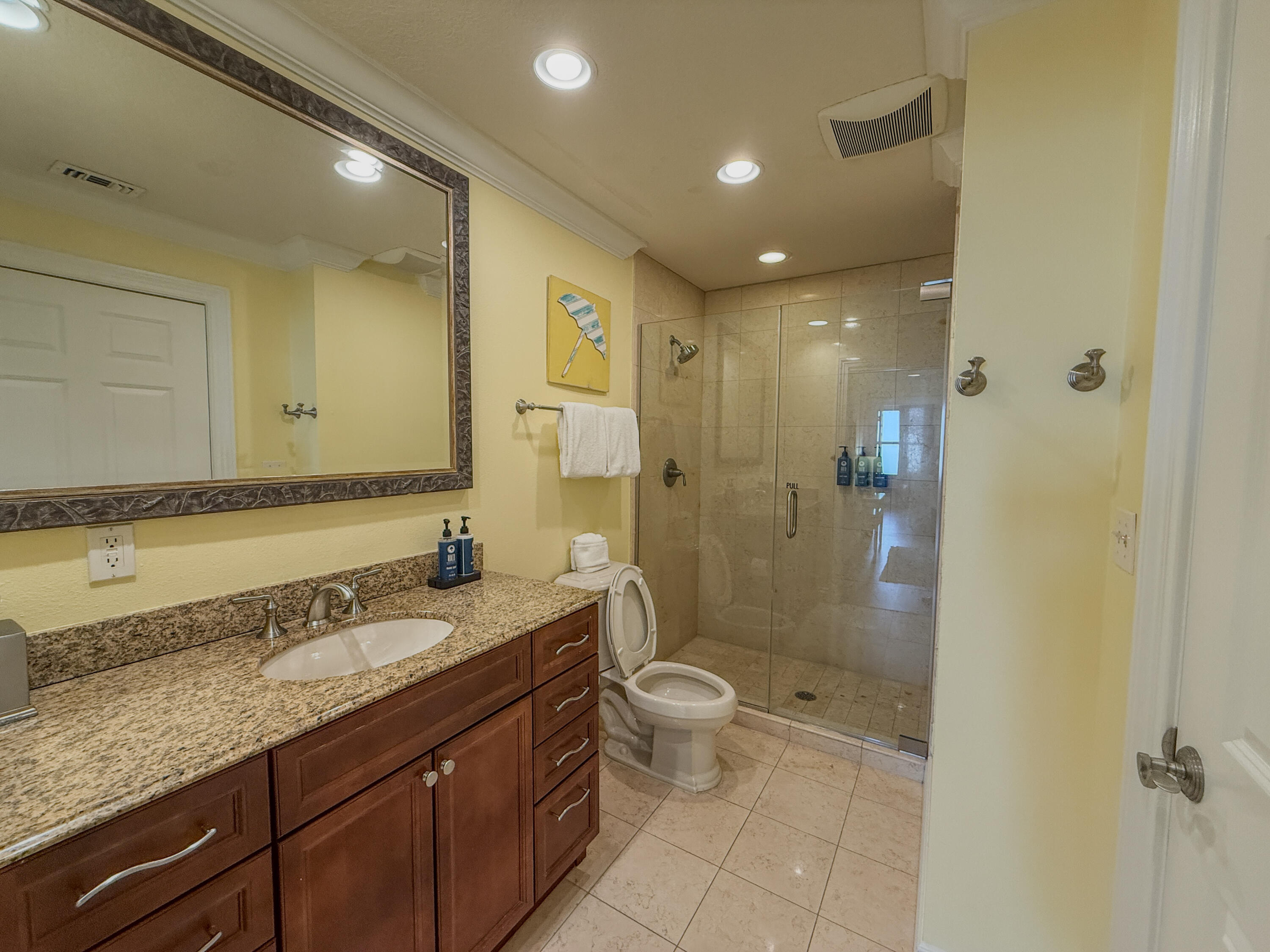 EMERALD GRANDE - Residential