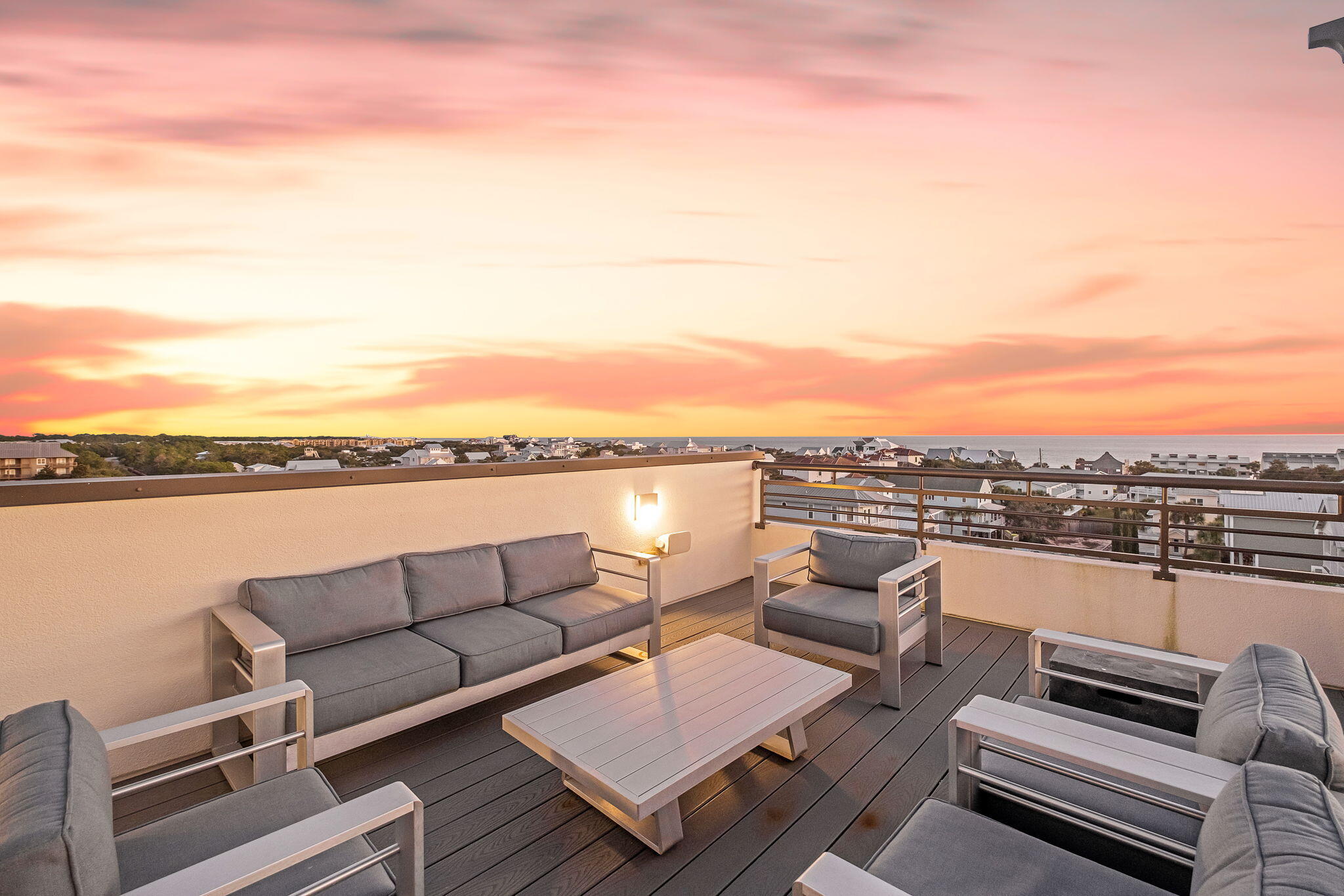 CREST DEVELOPMENT - Residential