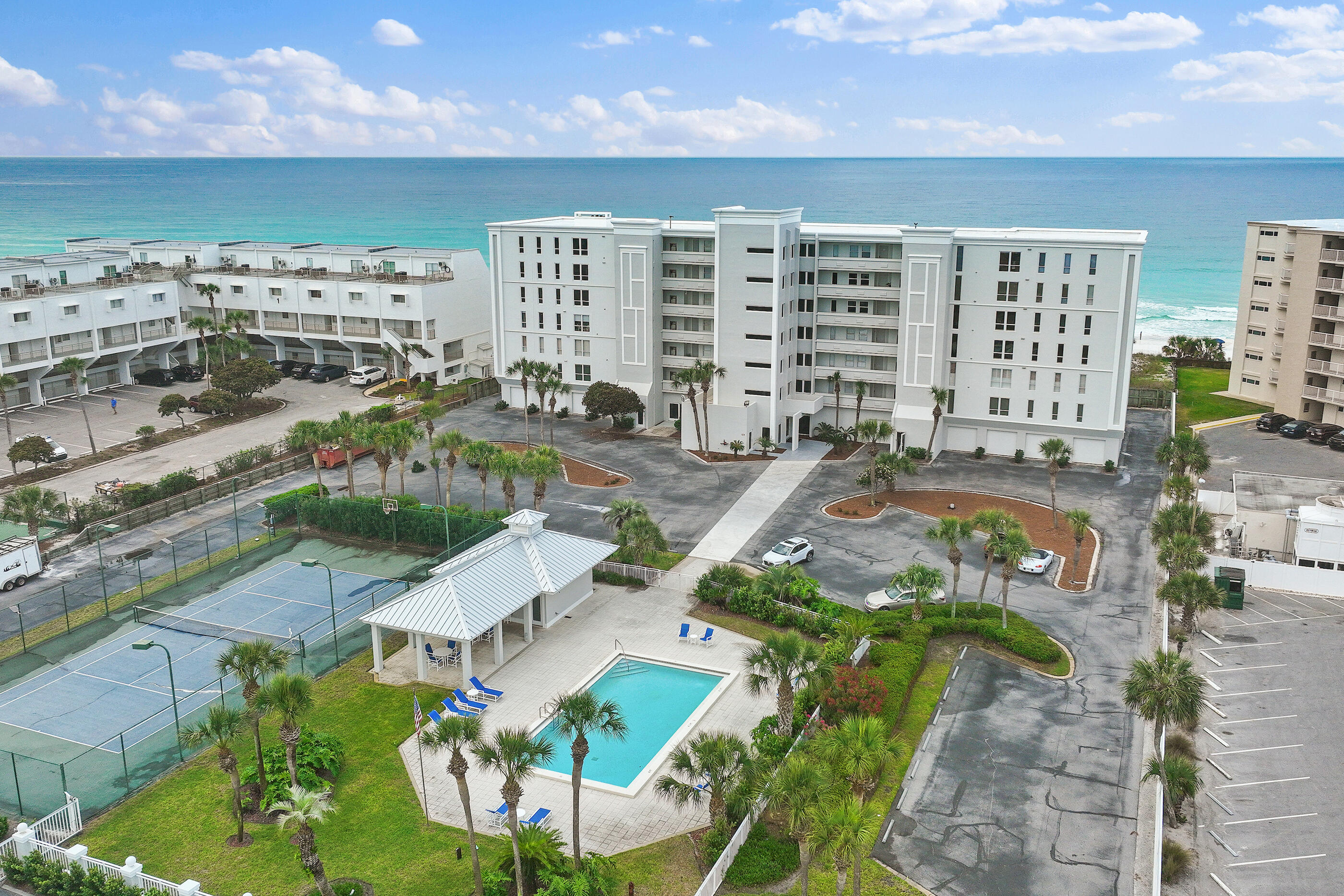 GULFSHORE CONDO - Residential