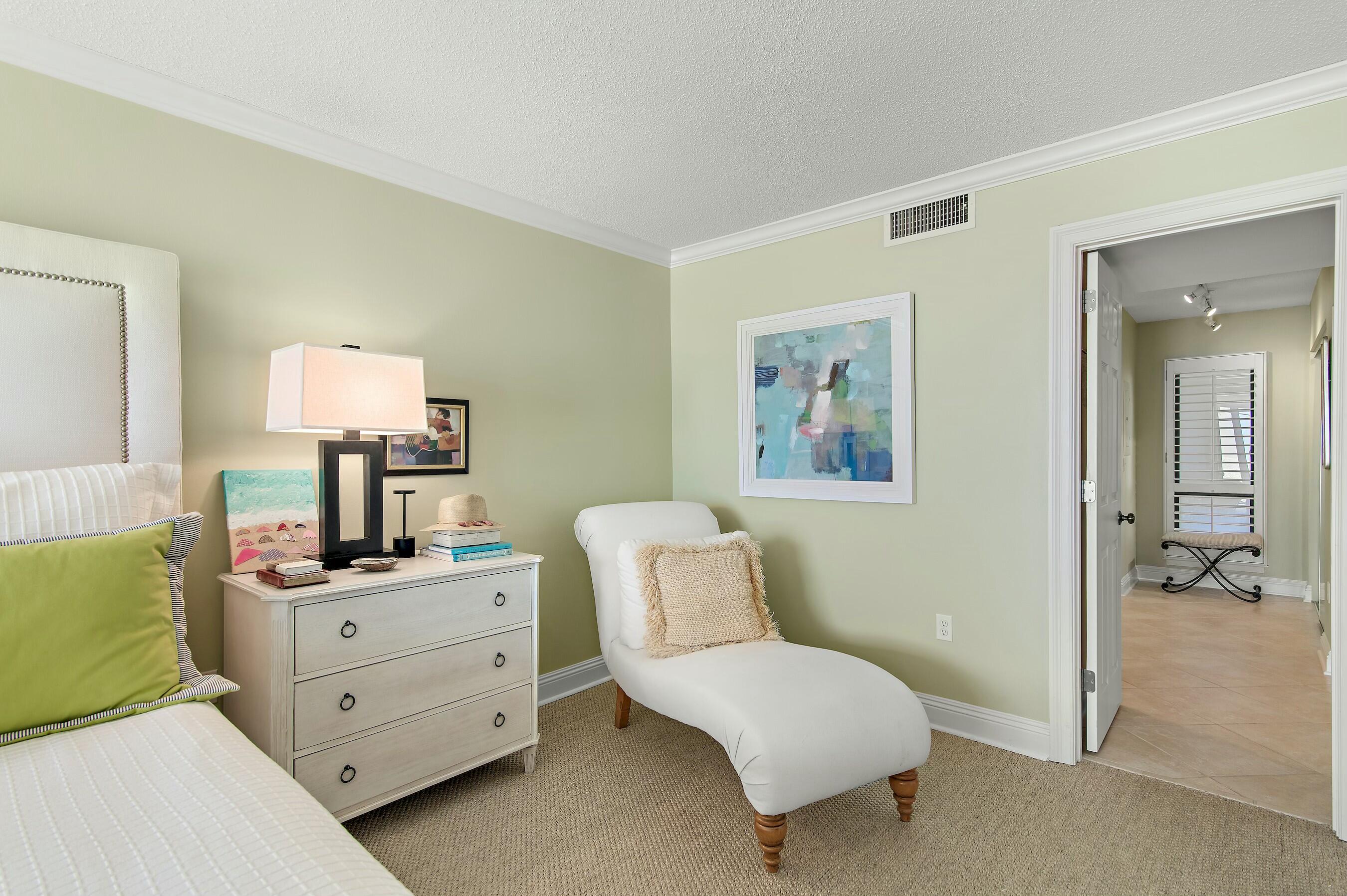 GULFSHORE CONDO - Residential