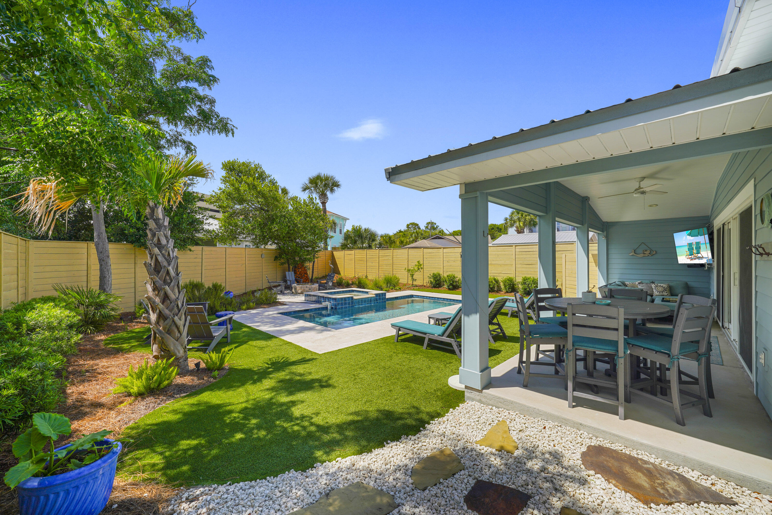 OPEN SANDS - Residential