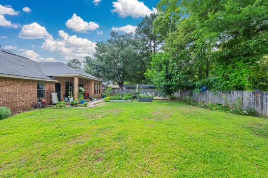 WINDMEADOWS - Residential